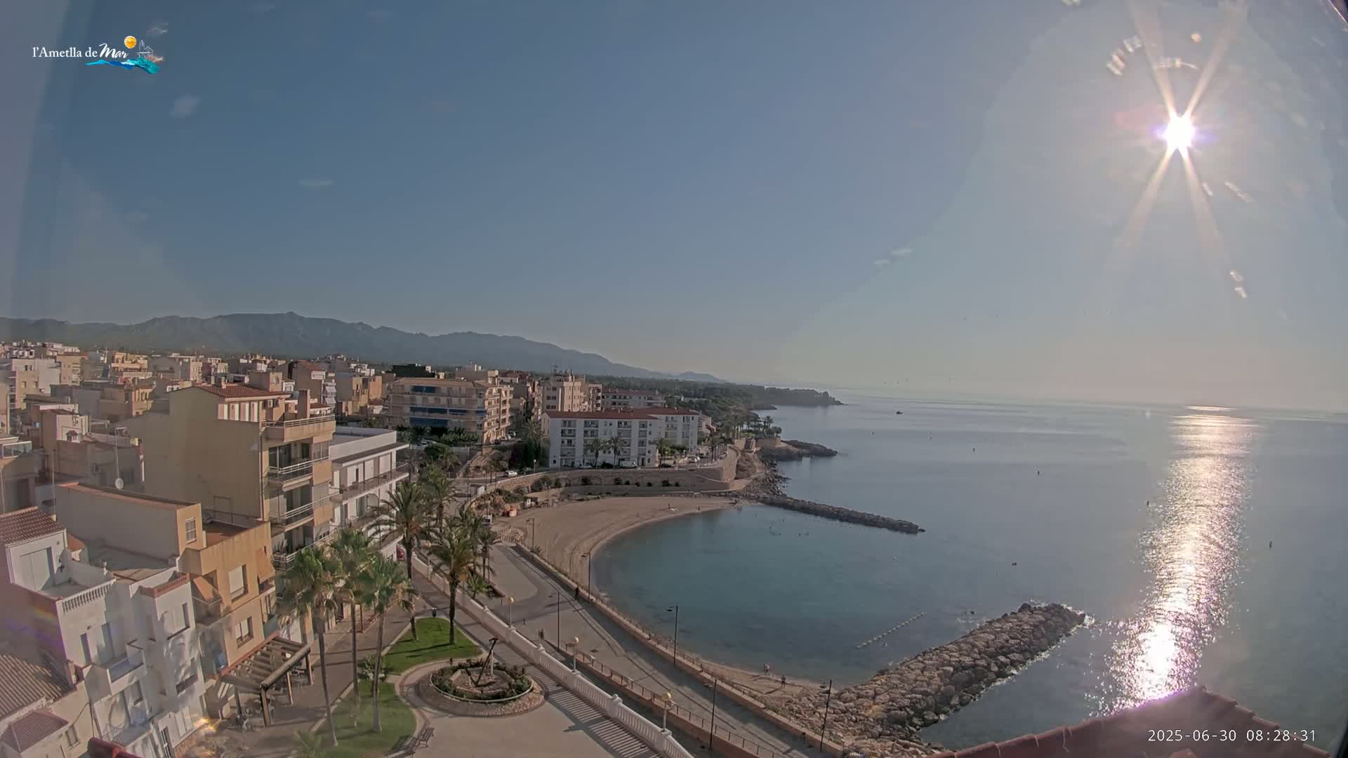 Ametlla de Mar City, Platja de l'Alguer (Alghero Beach) Live Cam - Tarragona, Catalonia, Spain
