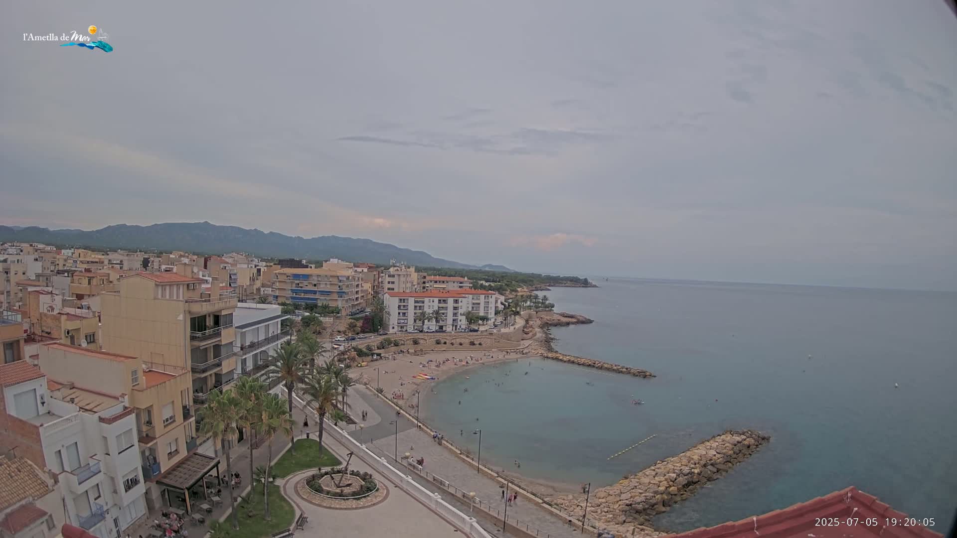 Ametlla de Mar City, Platja de l'Alguer (Alghero Beach) Live Cam - Tarragona, Catalonia, Spain