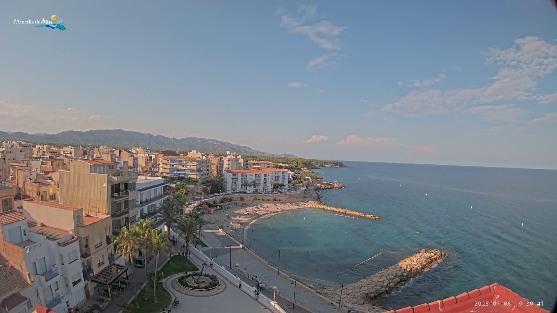 Ametlla de Mar City, Platja de l'Alguer (Alghero Beach) Live Cam - Tarragona, Catalonia, Spain