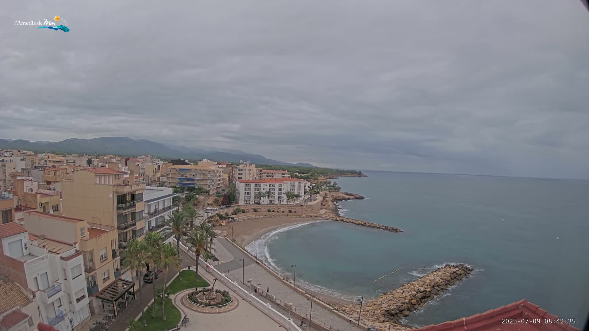 Ametlla de Mar City, Platja de l'Alguer (Alghero Beach) Live Cam - Tarragona, Catalonia, Spain