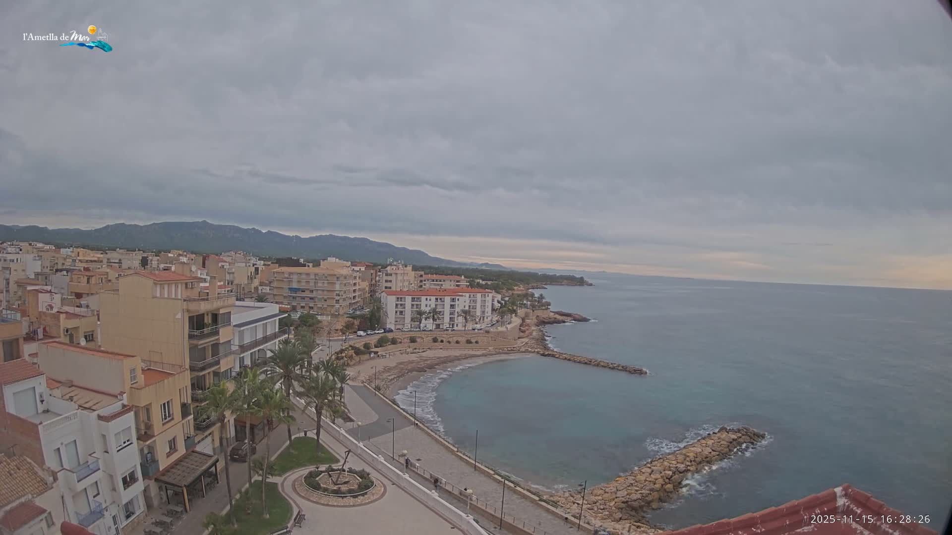 Ametlla de Mar City, Platja de l'Alguer (Alghero Beach) Live Cam - Tarragona, Catalonia, Spain