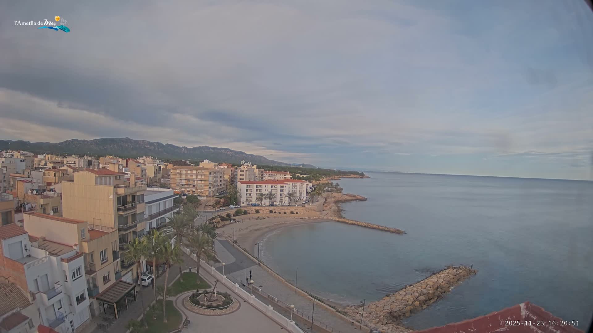 Ametlla de Mar City, Platja de l'Alguer (Alghero Beach) Live Cam - Tarragona, Catalonia, Spain