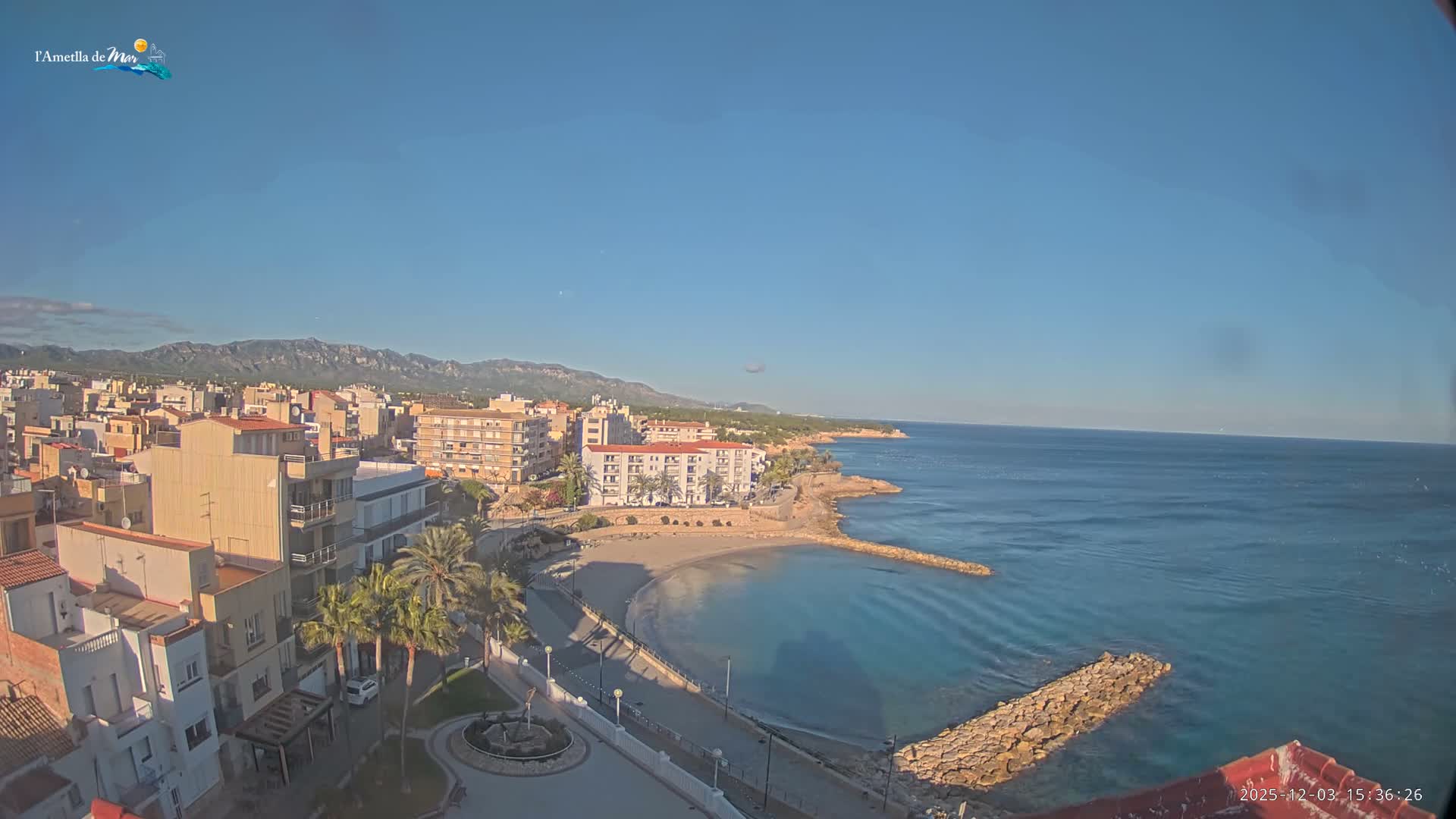 Ametlla de Mar City, Platja de l'Alguer (Alghero Beach) Live Cam - Tarragona, Catalonia, Spain