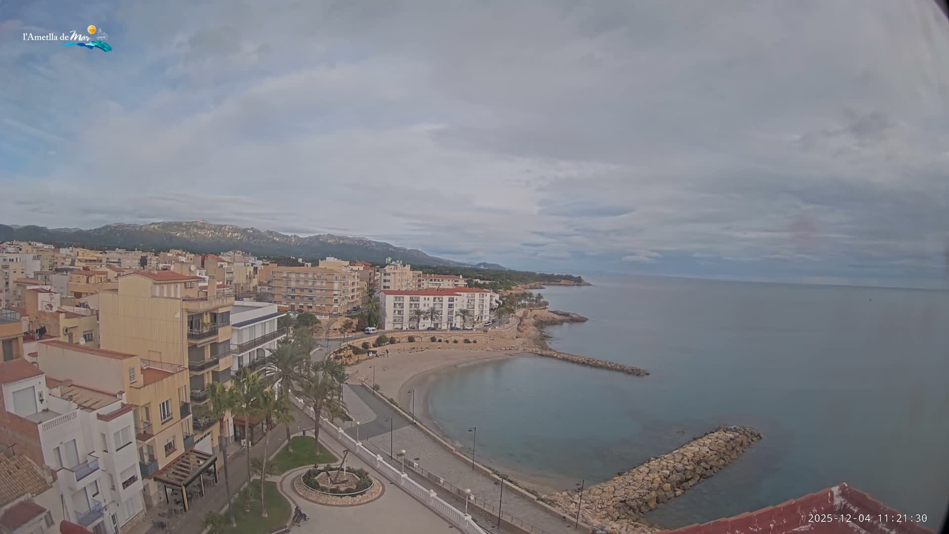Ametlla de Mar City, Platja de l'Alguer (Alghero Beach) Live Cam - Tarragona, Catalonia, Spain
