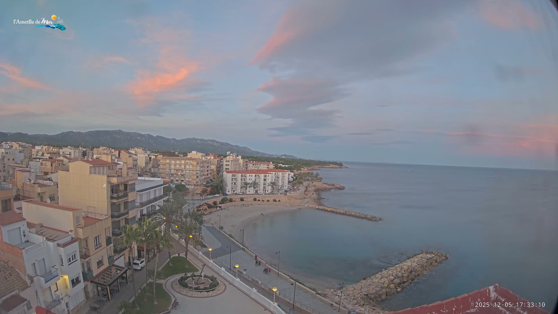 Ametlla de Mar City, Platja de l'Alguer (Alghero Beach) Live Cam - Tarragona, Catalonia, Spain