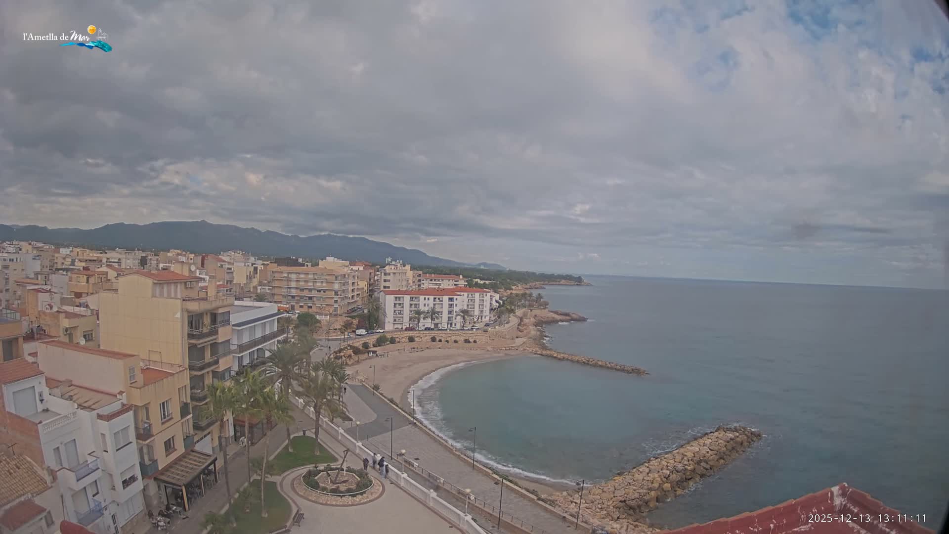 Ametlla de Mar City, Platja de l'Alguer (Alghero Beach) Live Cam - Tarragona, Catalonia, Spain