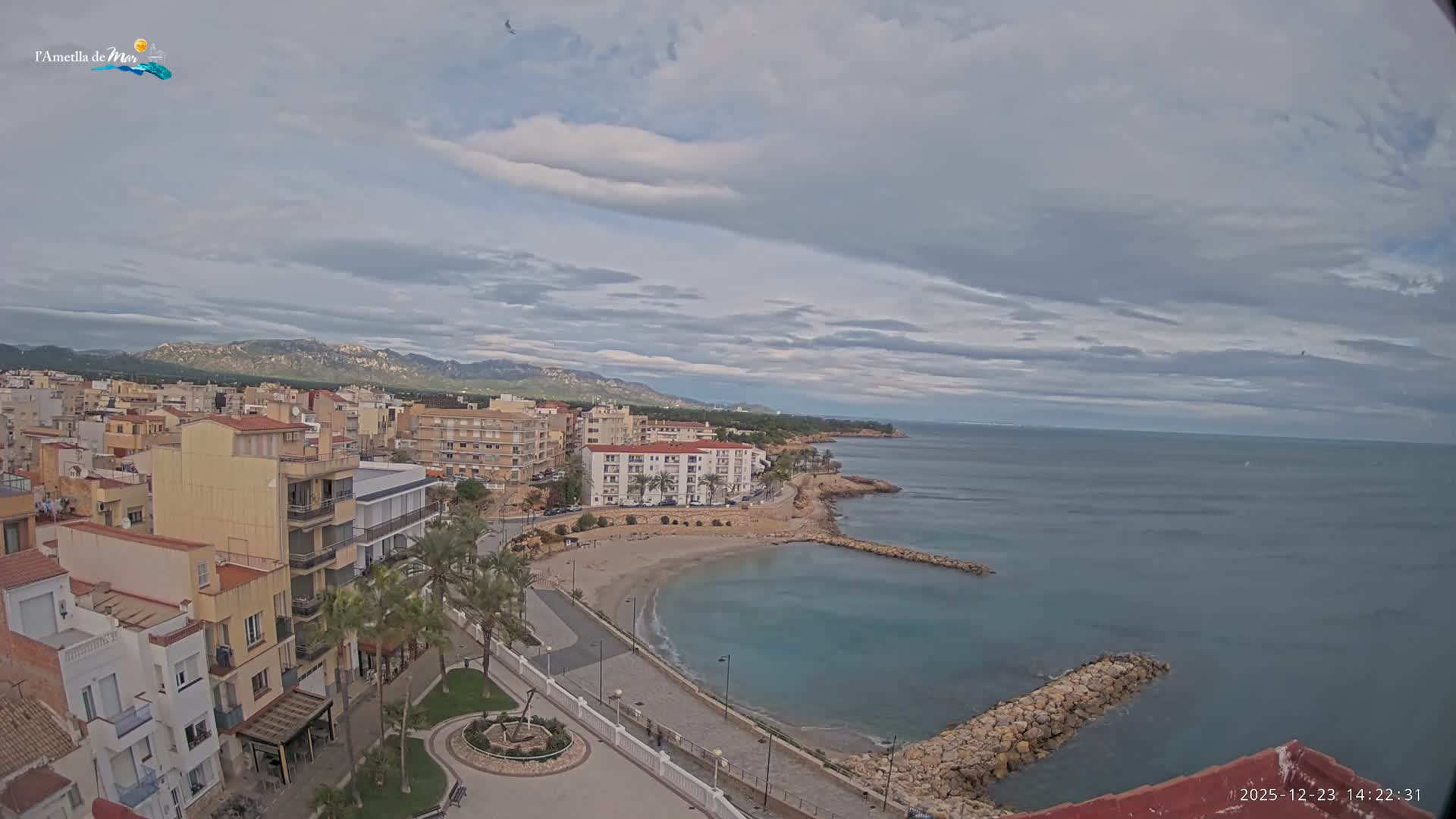 Ametlla de Mar City, Platja de l'Alguer (Alghero Beach) Live Cam - Tarragona, Catalonia, Spain
