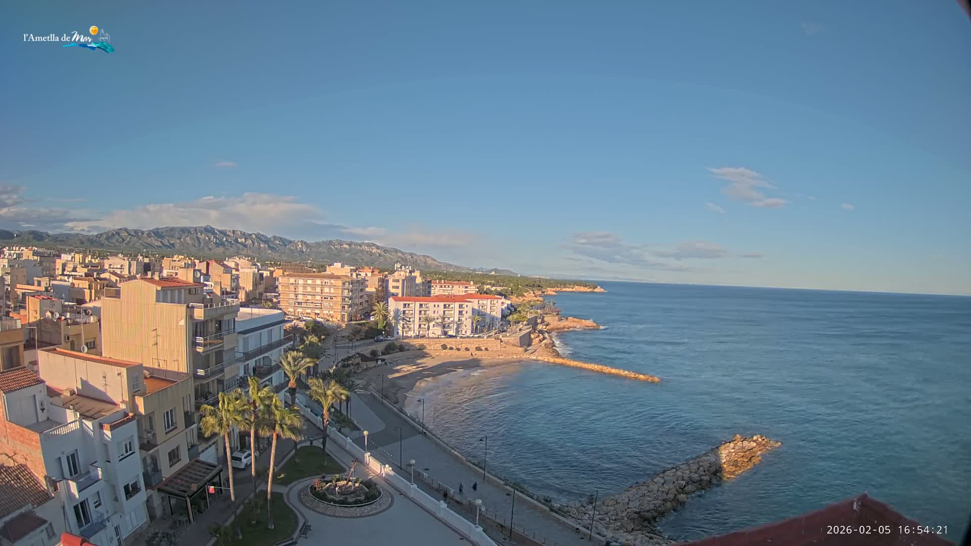 Ametlla de Mar City, Platja de l'Alguer (Alghero Beach) Live Cam - Tarragona, Catalonia, Spain