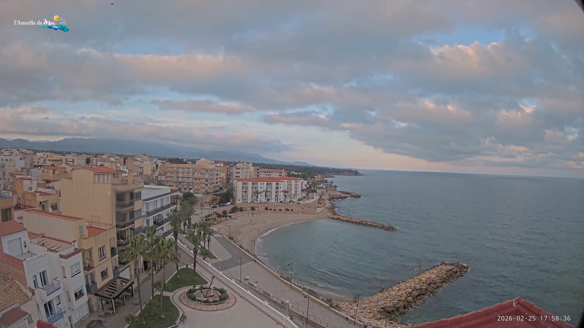 Ametlla de Mar City, Platja de l'Alguer (Alghero Beach) Live Cam - Tarragona, Catalonia, Spain
