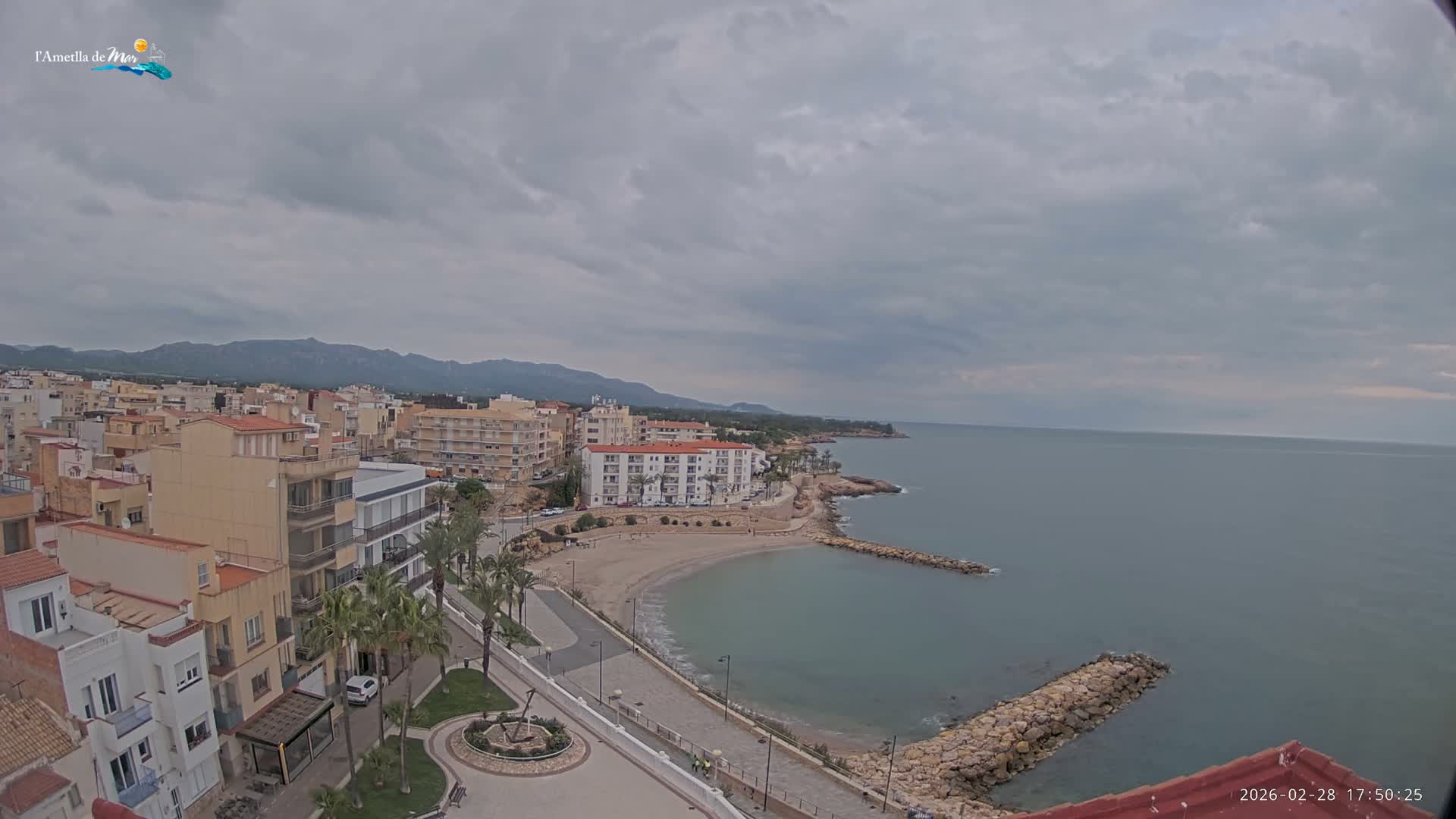 Ametlla de Mar City, Platja de l'Alguer (Alghero Beach) Live Cam - Tarragona, Catalonia, Spain