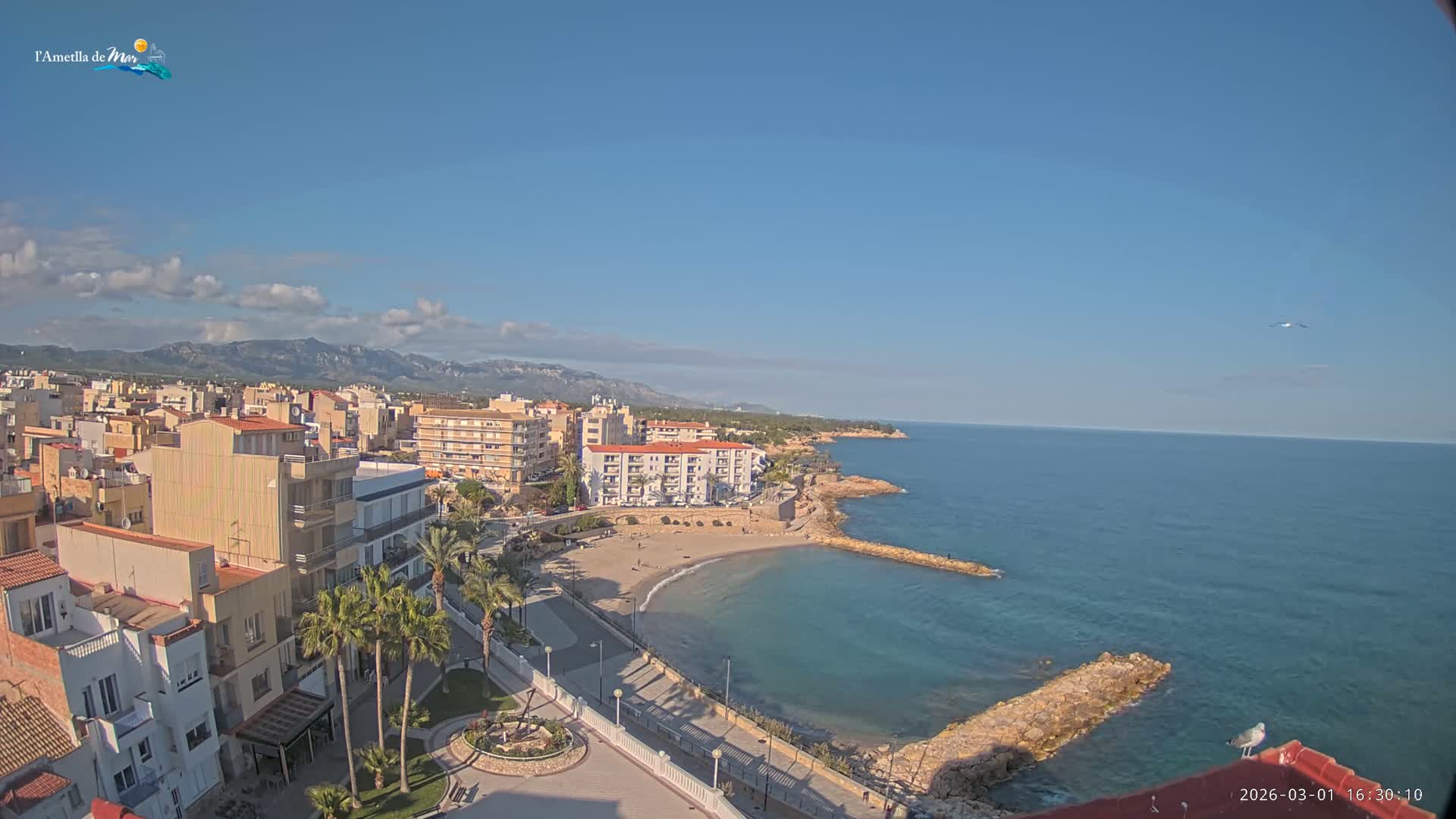 Ametlla de Mar City, Platja de l'Alguer (Alghero Beach) Live Cam - Tarragona, Catalonia, Spain