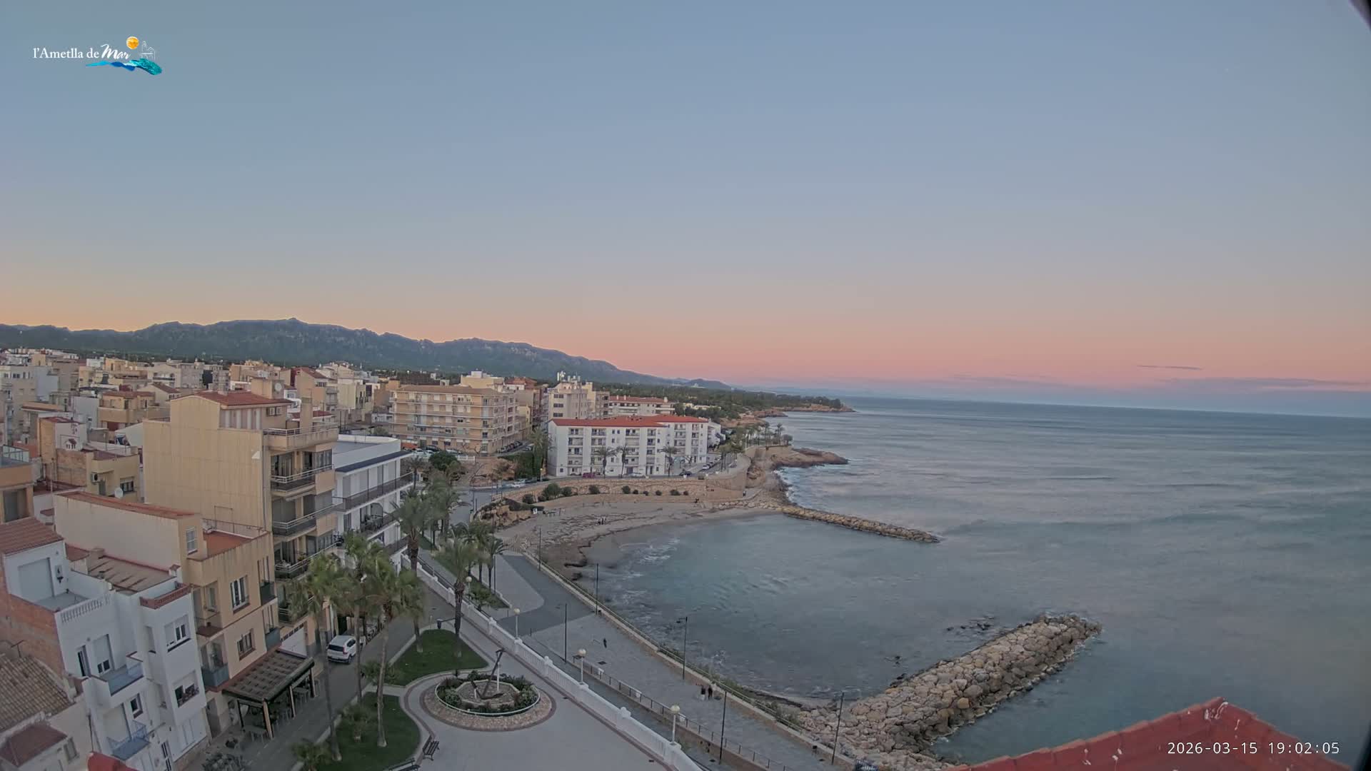 Ametlla de Mar City, Platja de l'Alguer (Alghero Beach) Live Cam - Tarragona, Catalonia, Spain