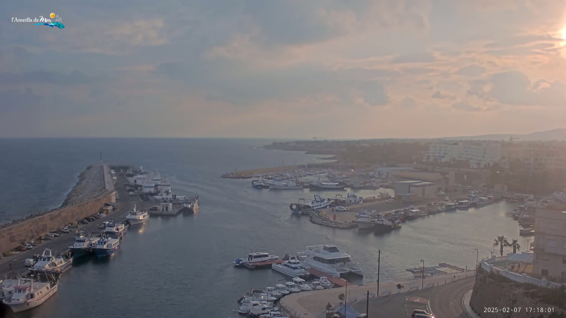 L'Ametlla de Mar Harbor Live Cam -T arragona, Catalonia, Spain