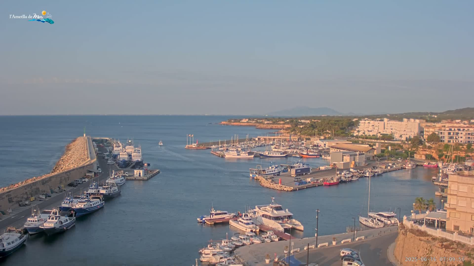 L'Ametlla de Mar Harbor Live Cam -T arragona, Catalonia, Spain