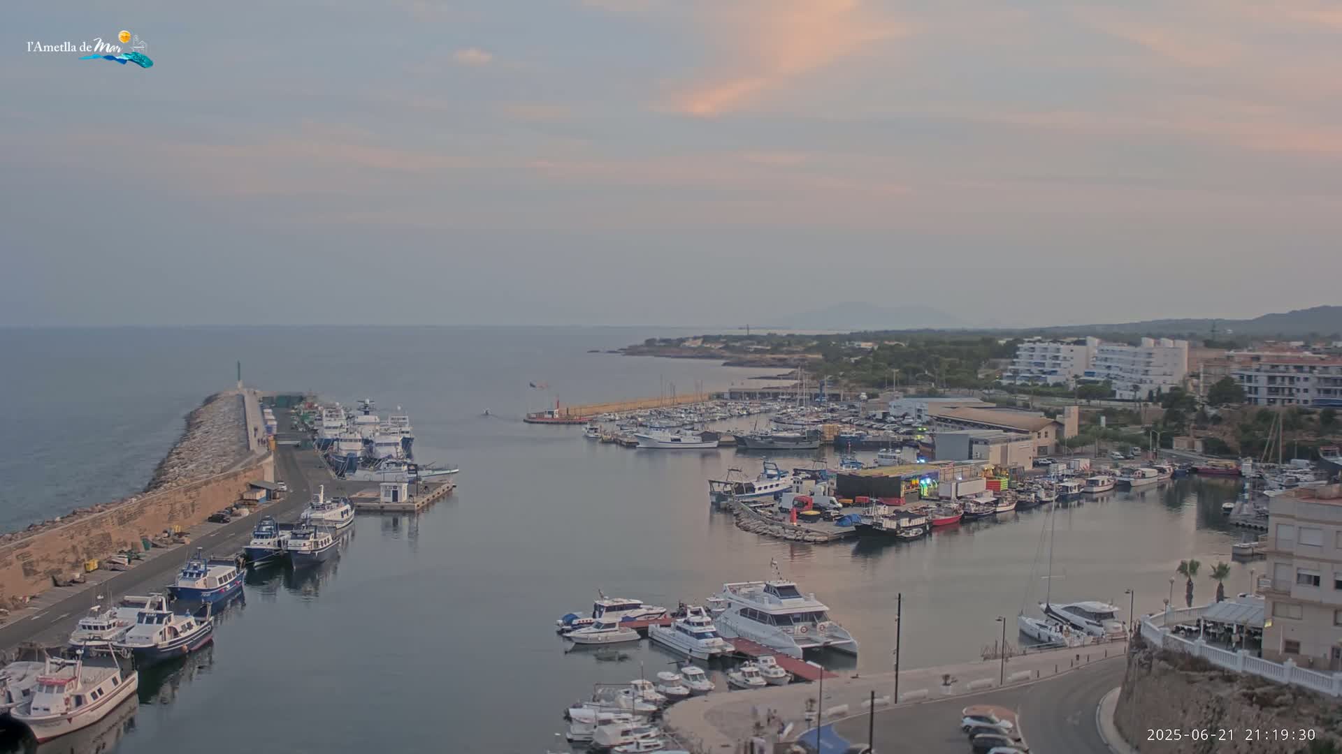 L'Ametlla de Mar Harbor Live Cam -T arragona, Catalonia, Spain