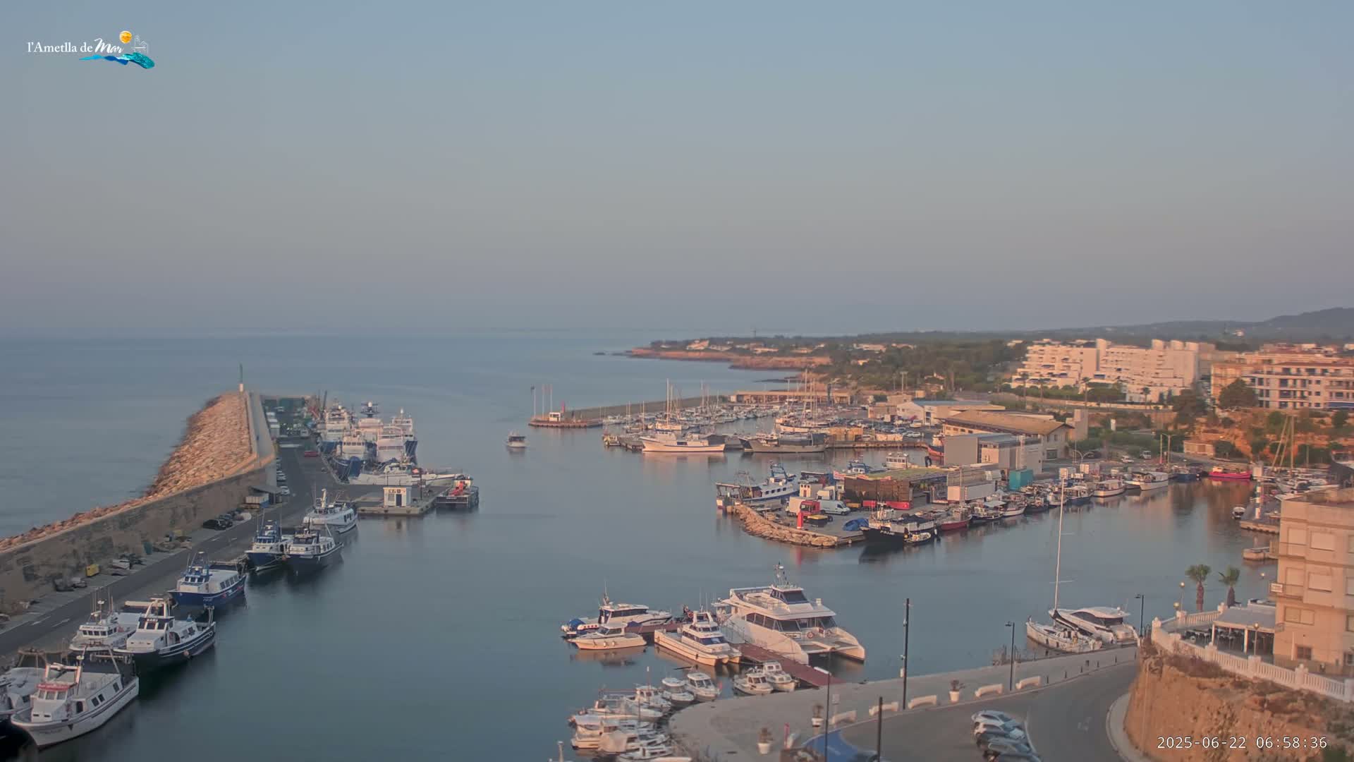 L'Ametlla de Mar Harbor Live Cam -T arragona, Catalonia, Spain