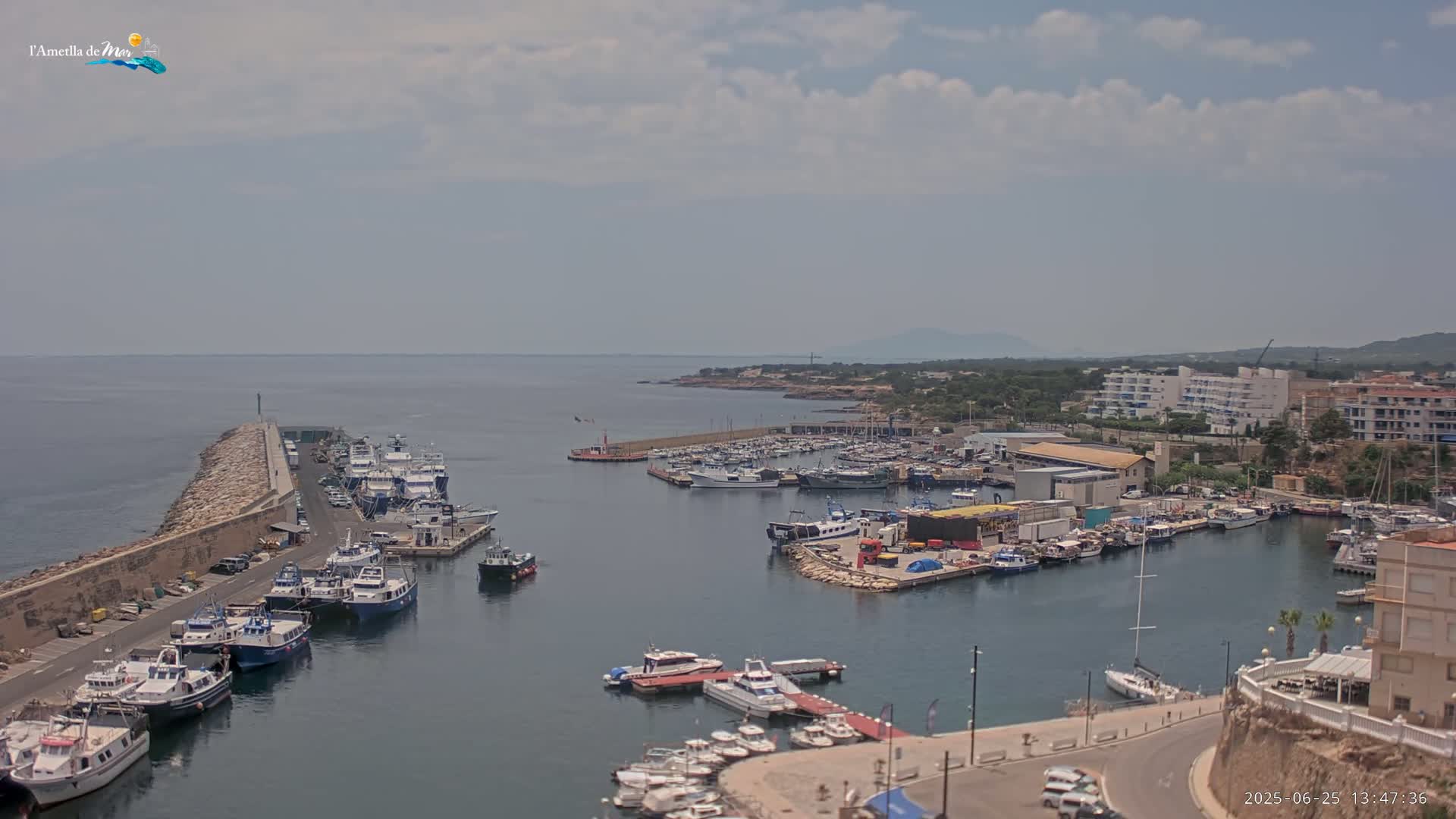 L'Ametlla de Mar Harbor Live Cam -T arragona, Catalonia, Spain