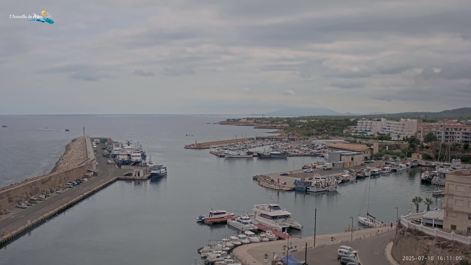 L'Ametlla de Mar Harbor Live Cam -T arragona, Catalonia, Spain
