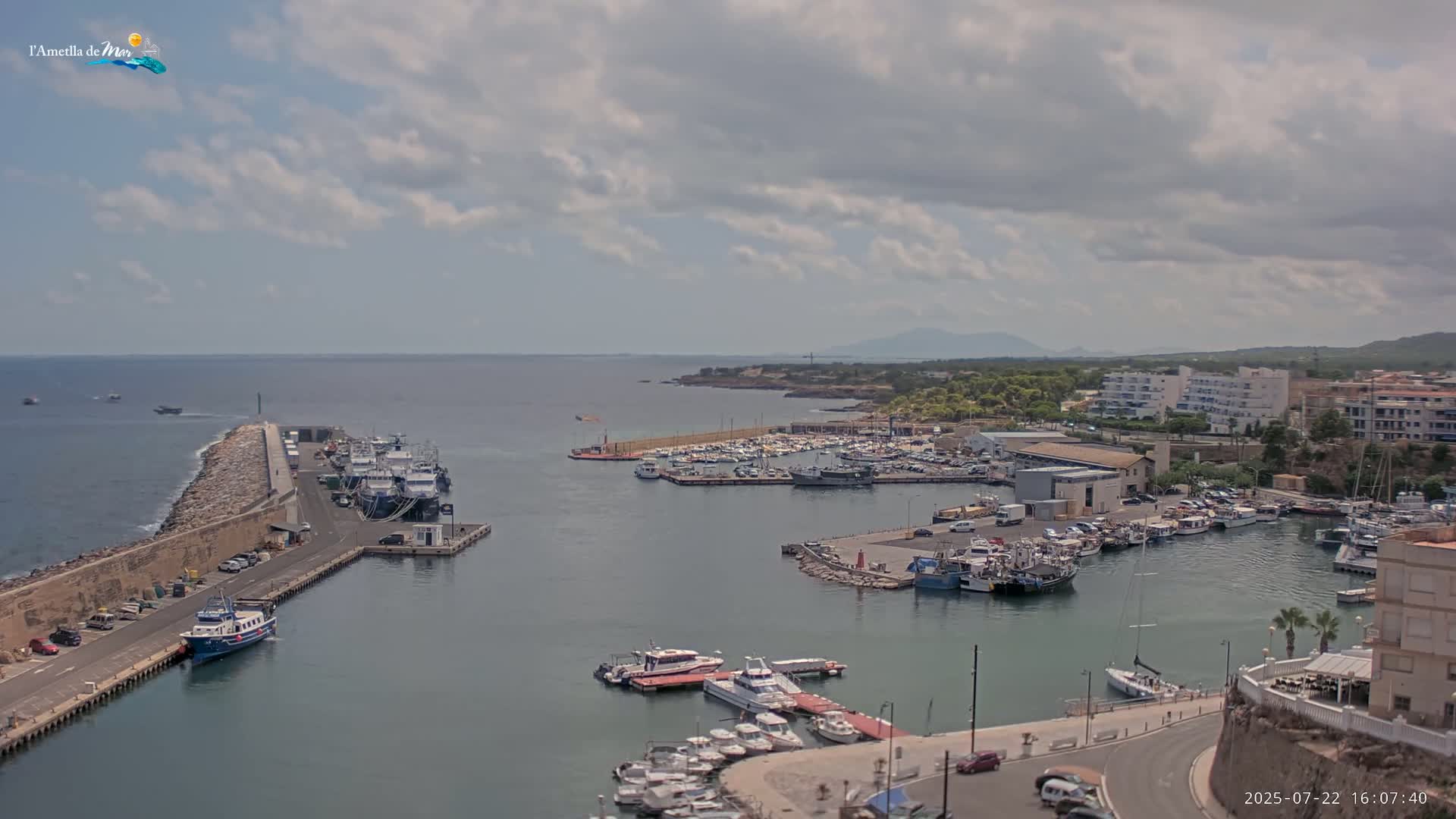 L'Ametlla de Mar Harbor Live Cam -T arragona, Catalonia, Spain