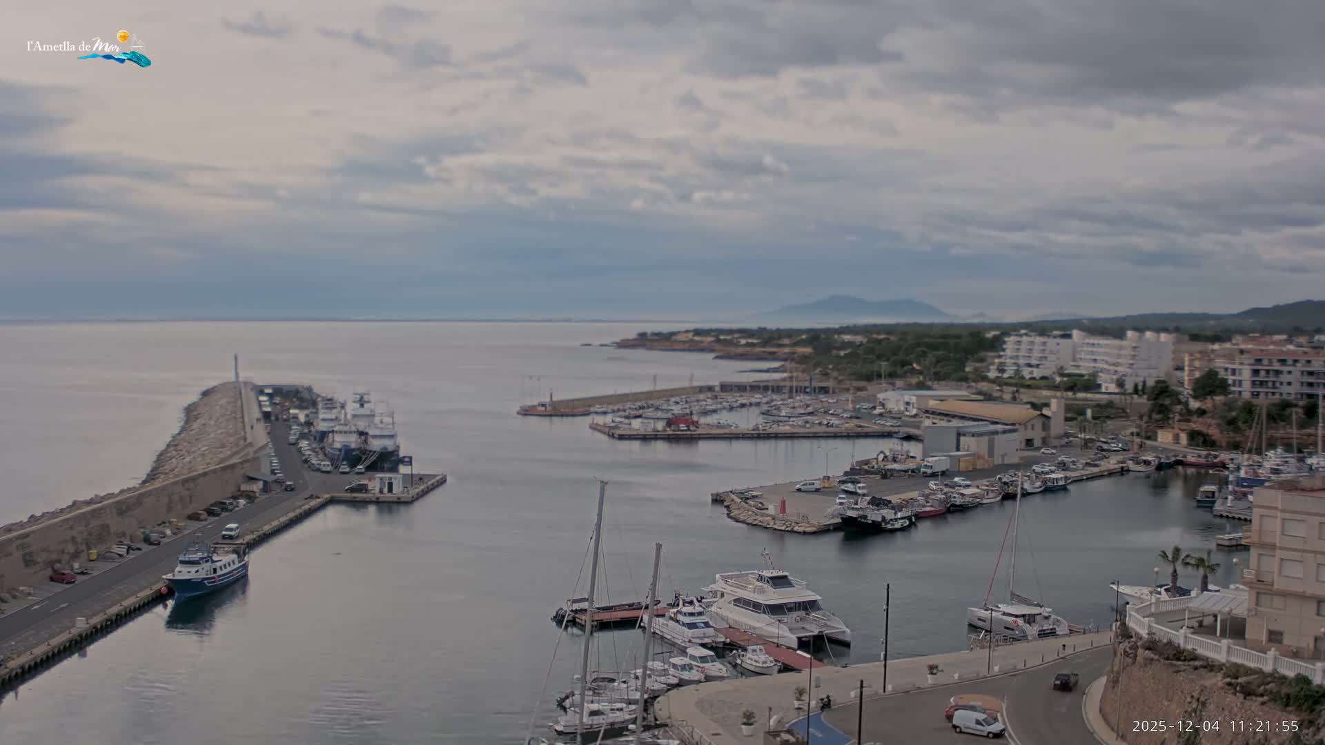 L'Ametlla de Mar Harbor Live Cam -T arragona, Catalonia, Spain
