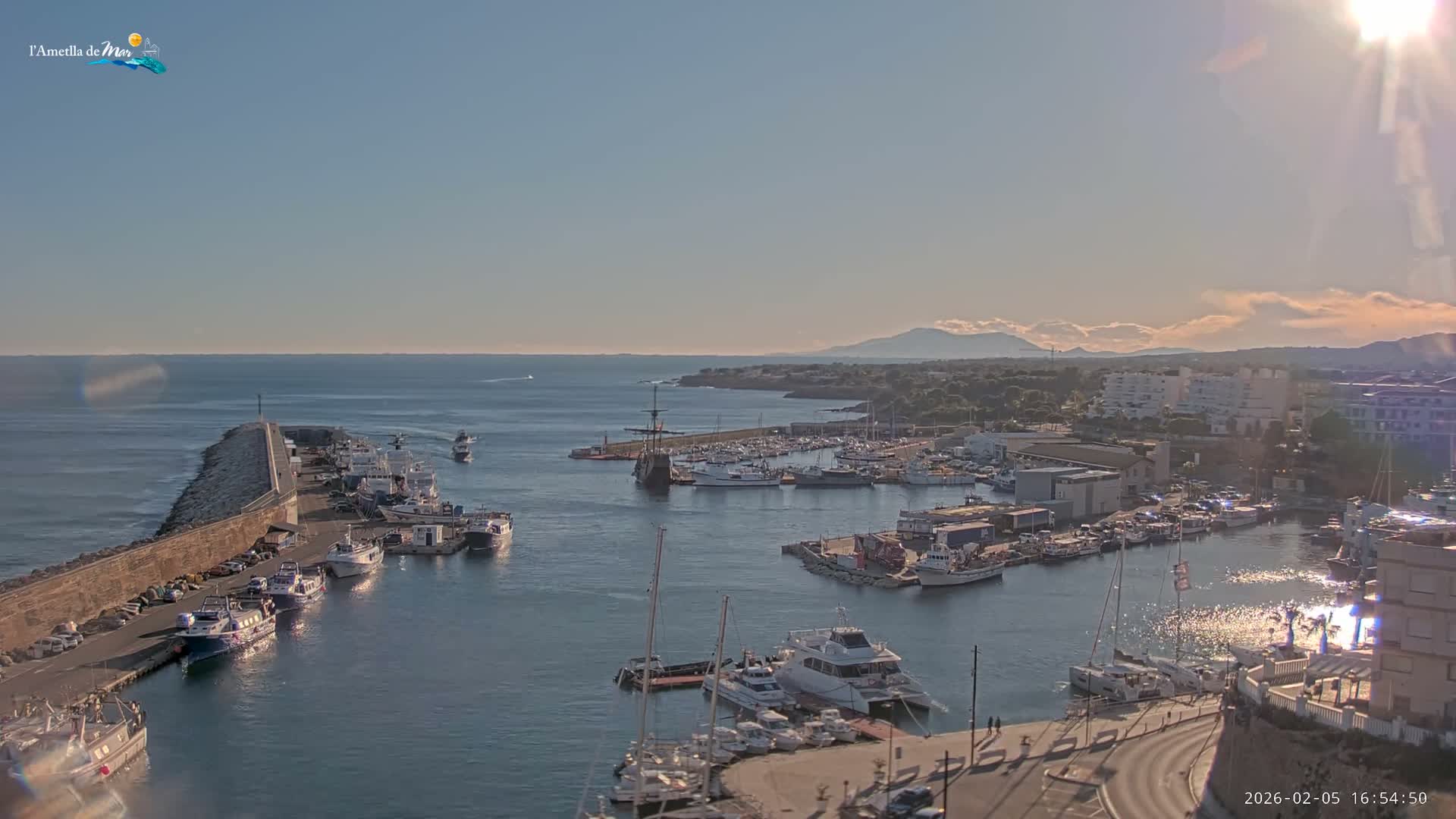 L'Ametlla de Mar Harbor Live Cam -T arragona, Catalonia, Spain