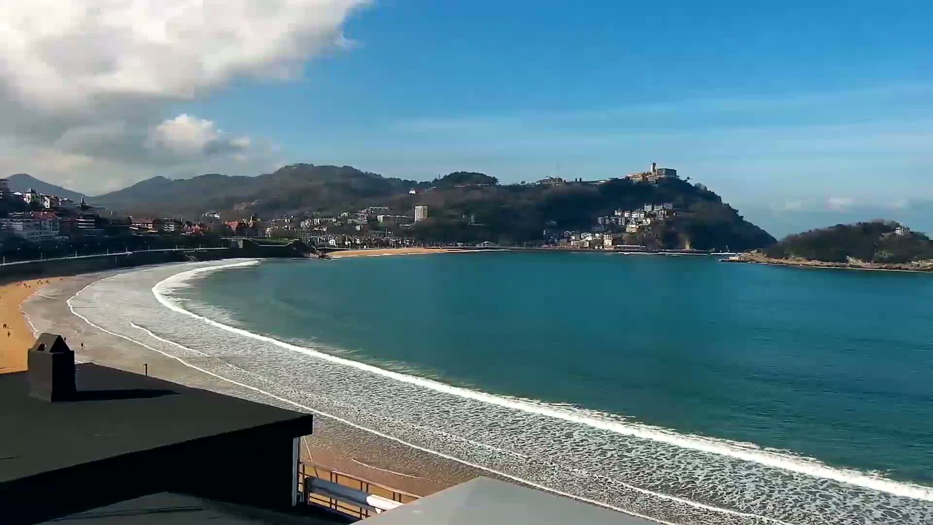 San Sebastian, Playa La Concha Beach Live Cam - Gipuzkoa, Basque, Spain