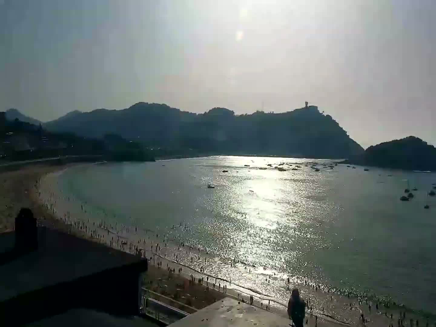 San Sebastian, Playa La Concha Beach Live Cam - Gipuzkoa, Basque, Spain