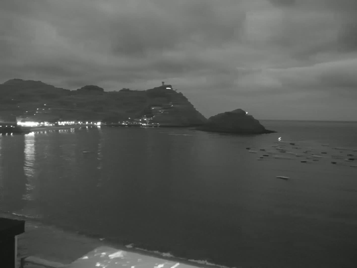 San Sebastian, Playa La Concha Beach Live Cam - Gipuzkoa, Basque, Spain