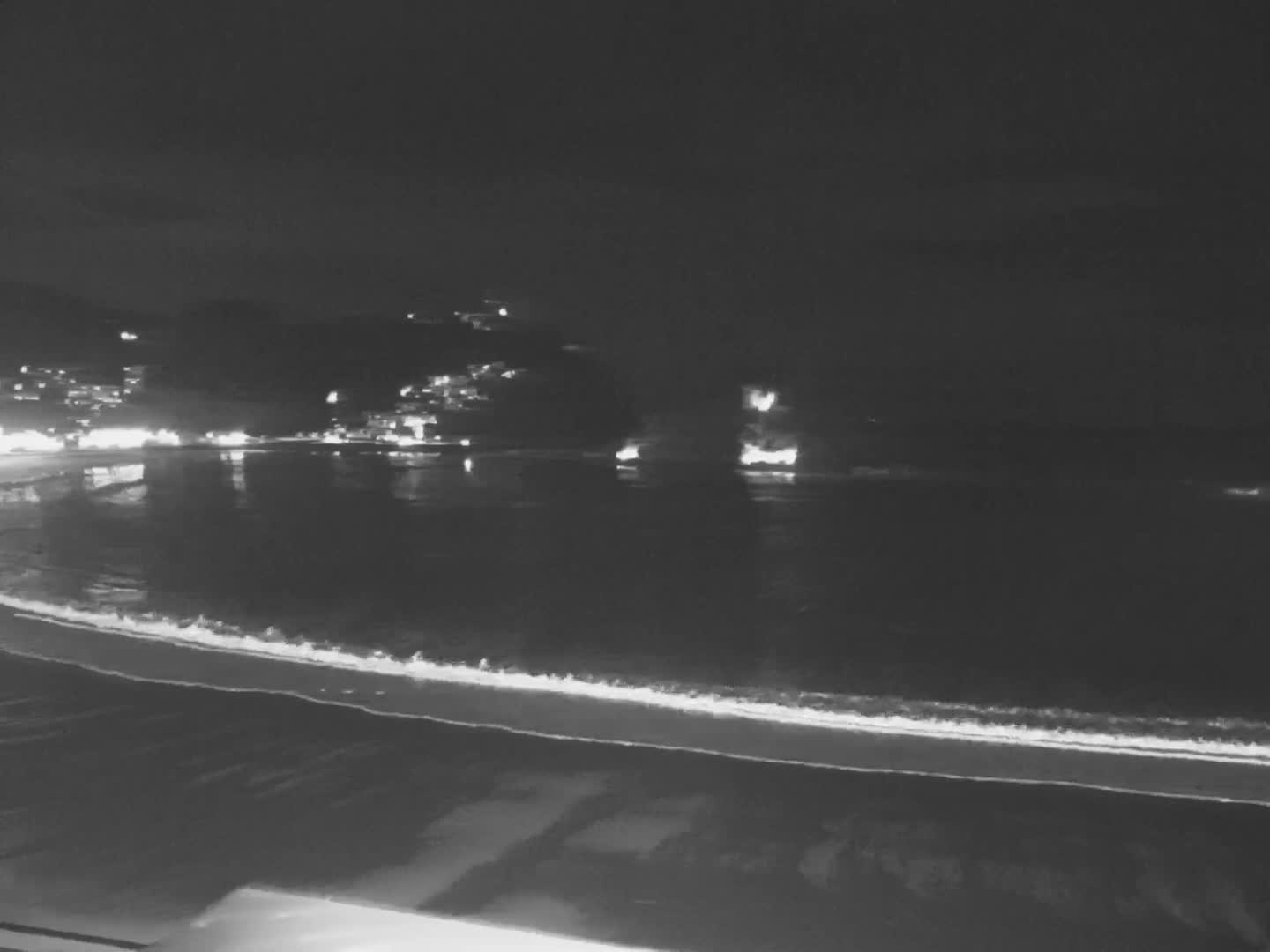 San Sebastian, Playa La Concha Beach Live Cam - Gipuzkoa, Basque, Spain