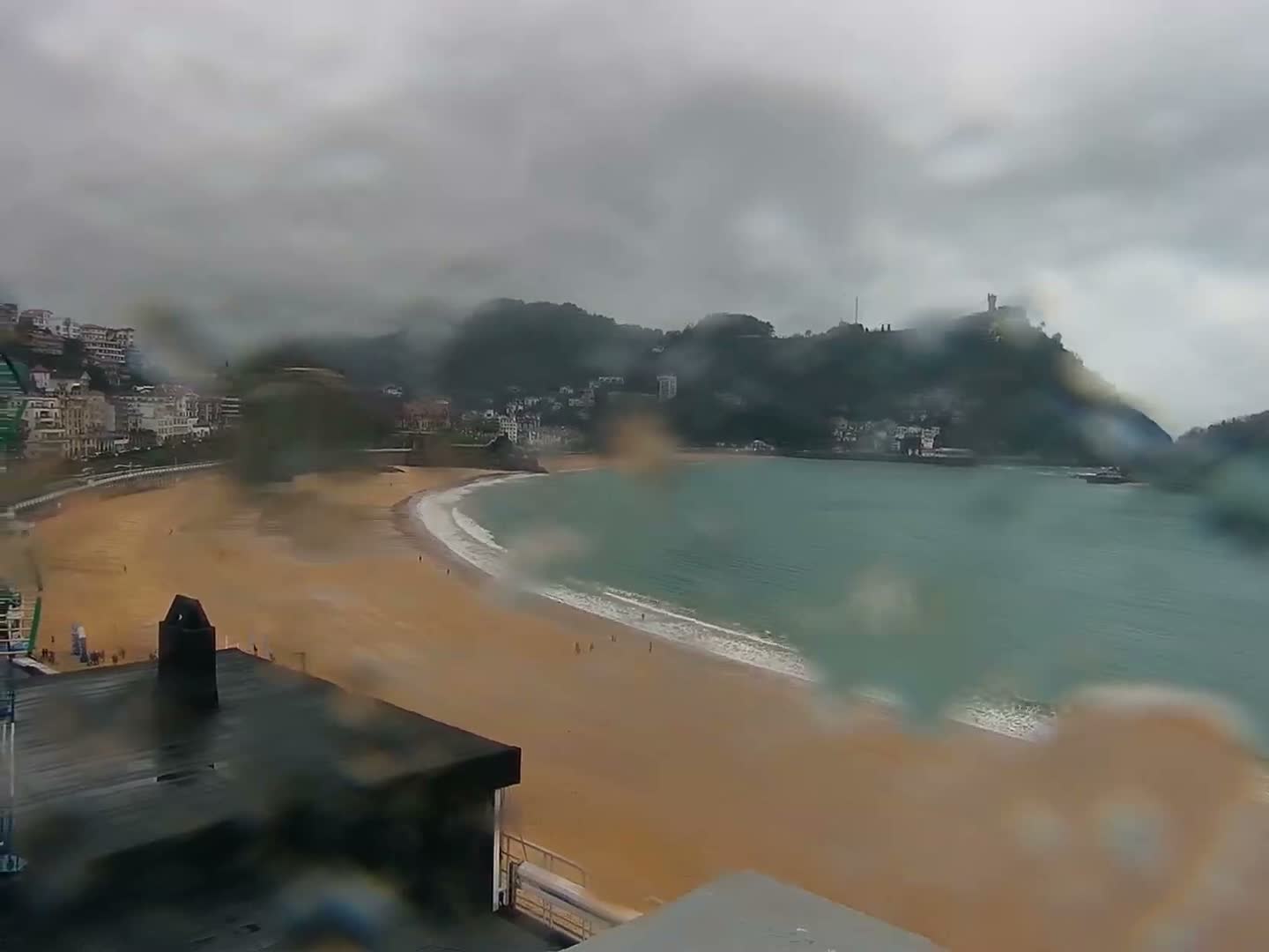 San Sebastian, Playa La Concha Beach Live Cam - Gipuzkoa, Basque, Spain