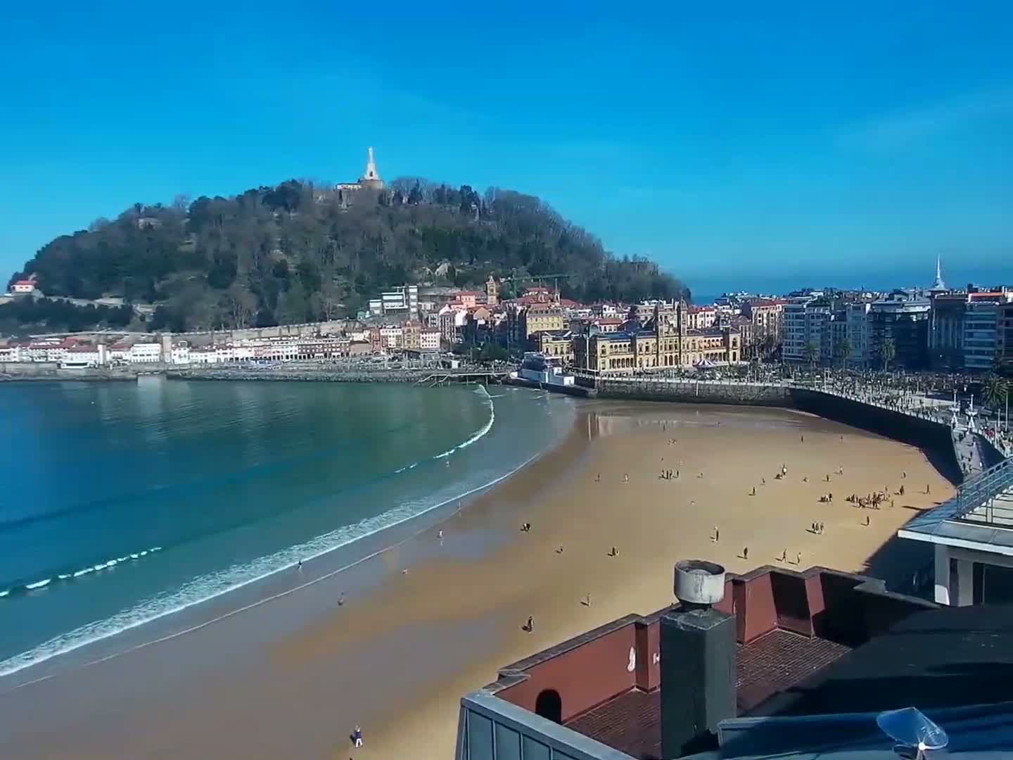 San Sebastian, Playa La Concha Beach Live Cam - Gipuzkoa, Basque, Spain