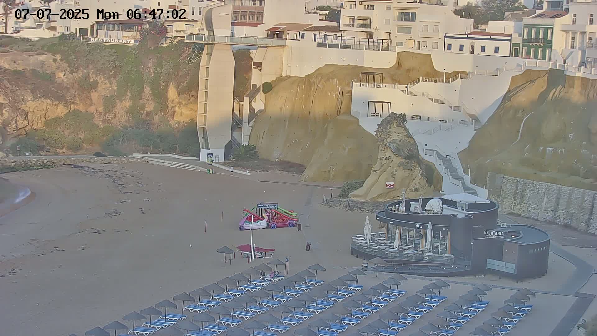 Playas de Albufeira Beach Live Cam - Faro, Algarve, Portugal