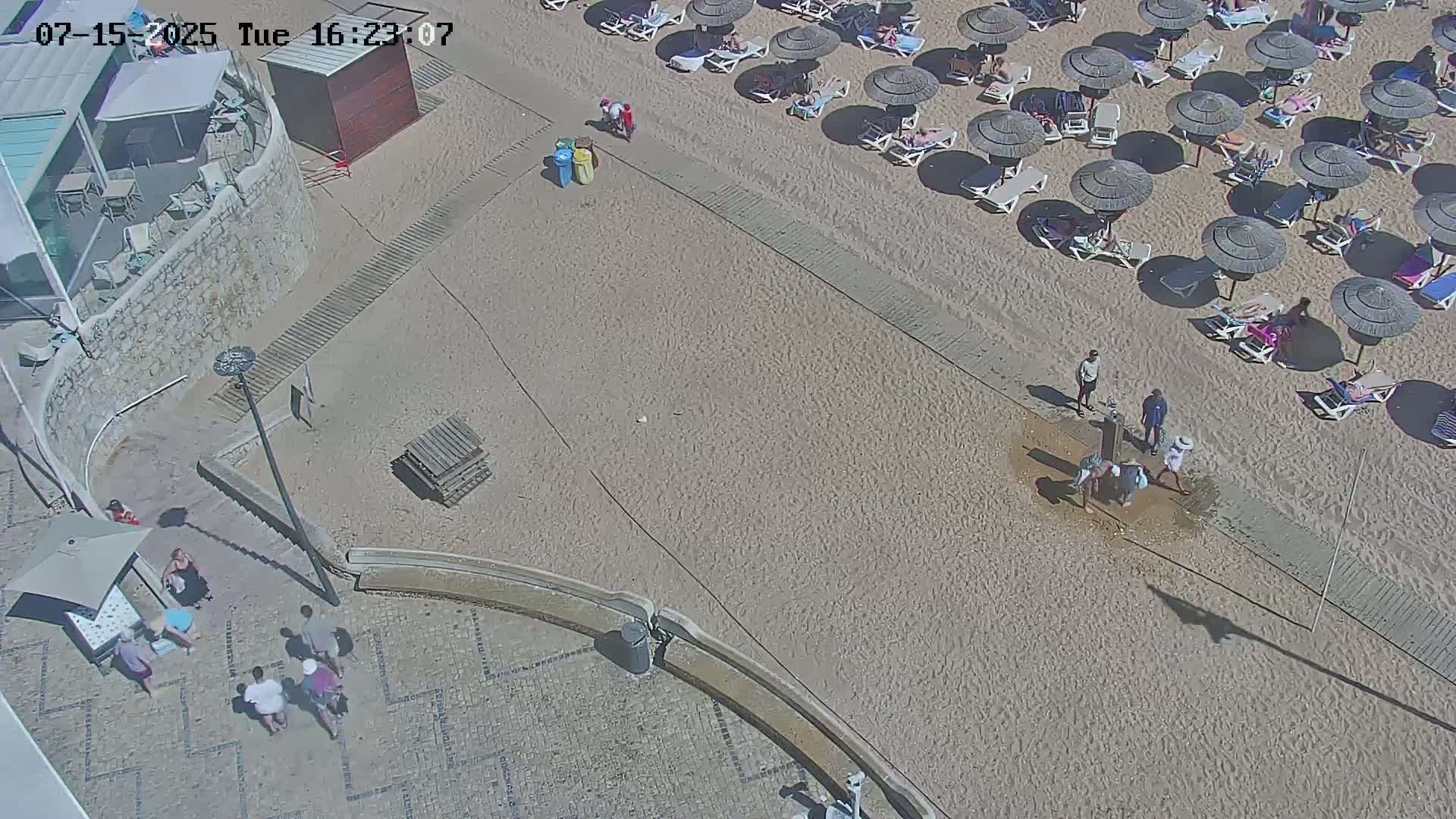 Playas de Albufeira Beach Live Cam - Faro, Algarve, Portugal