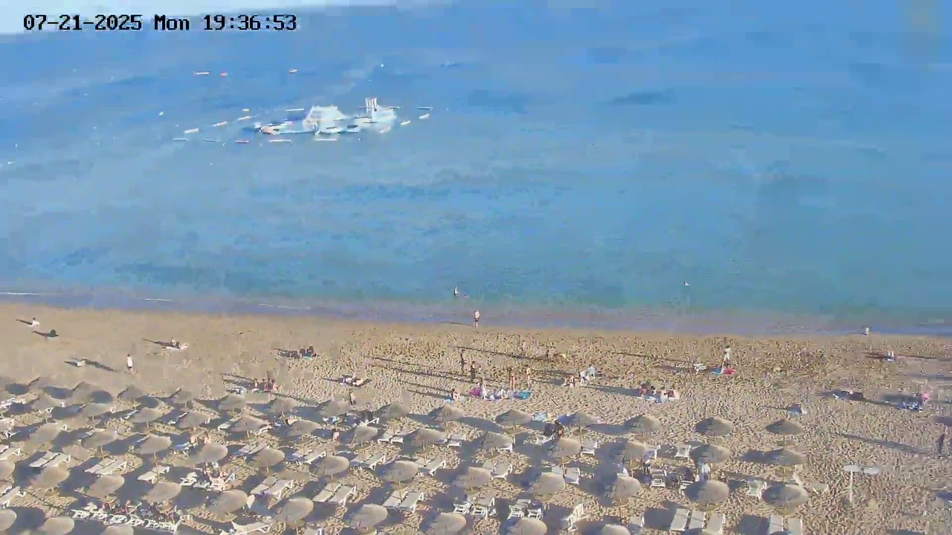 Playas de Albufeira Beach Live Cam - Faro, Algarve, Portugal