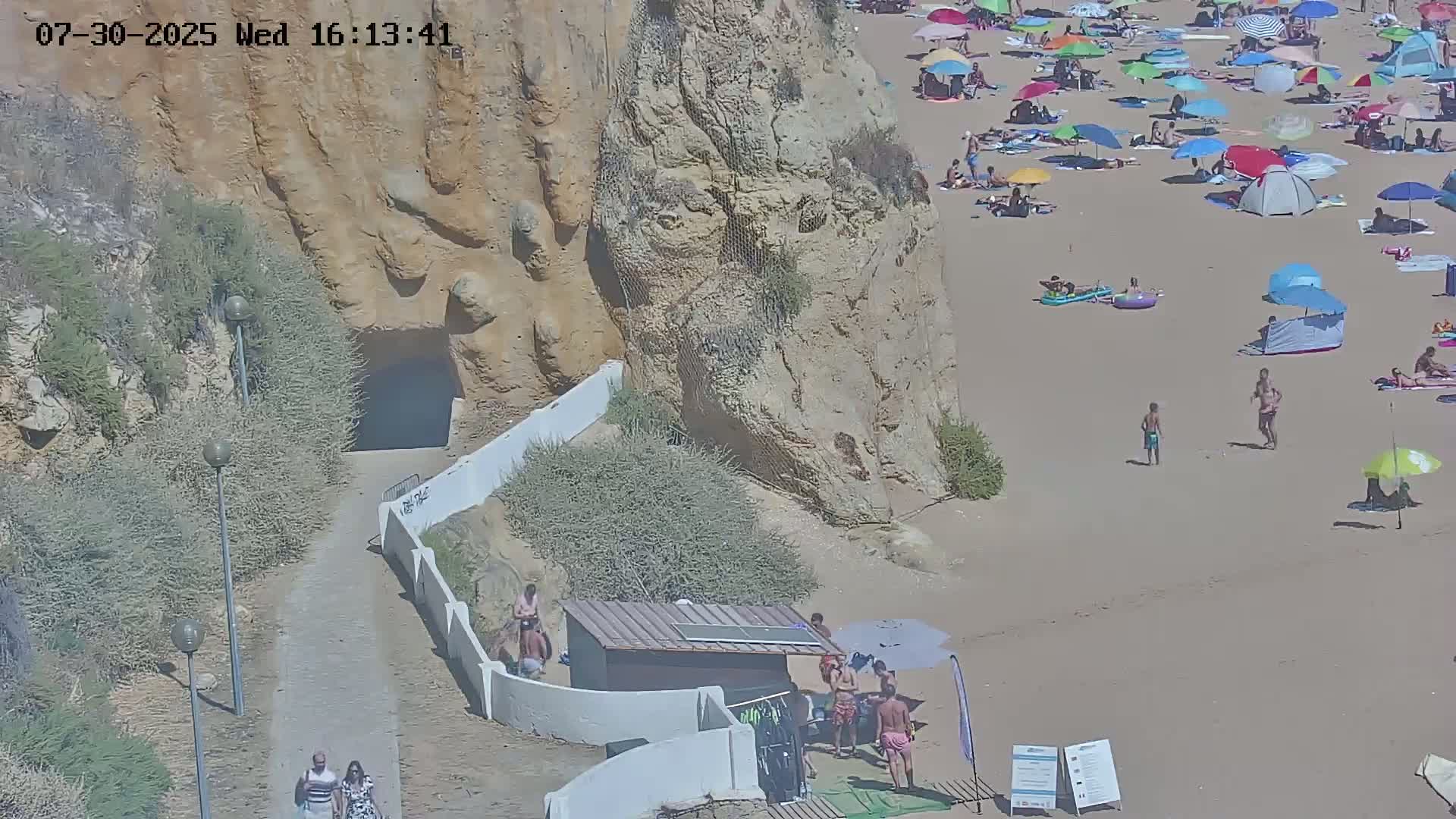Playas de Albufeira Beach Live Cam - Faro, Algarve, Portugal