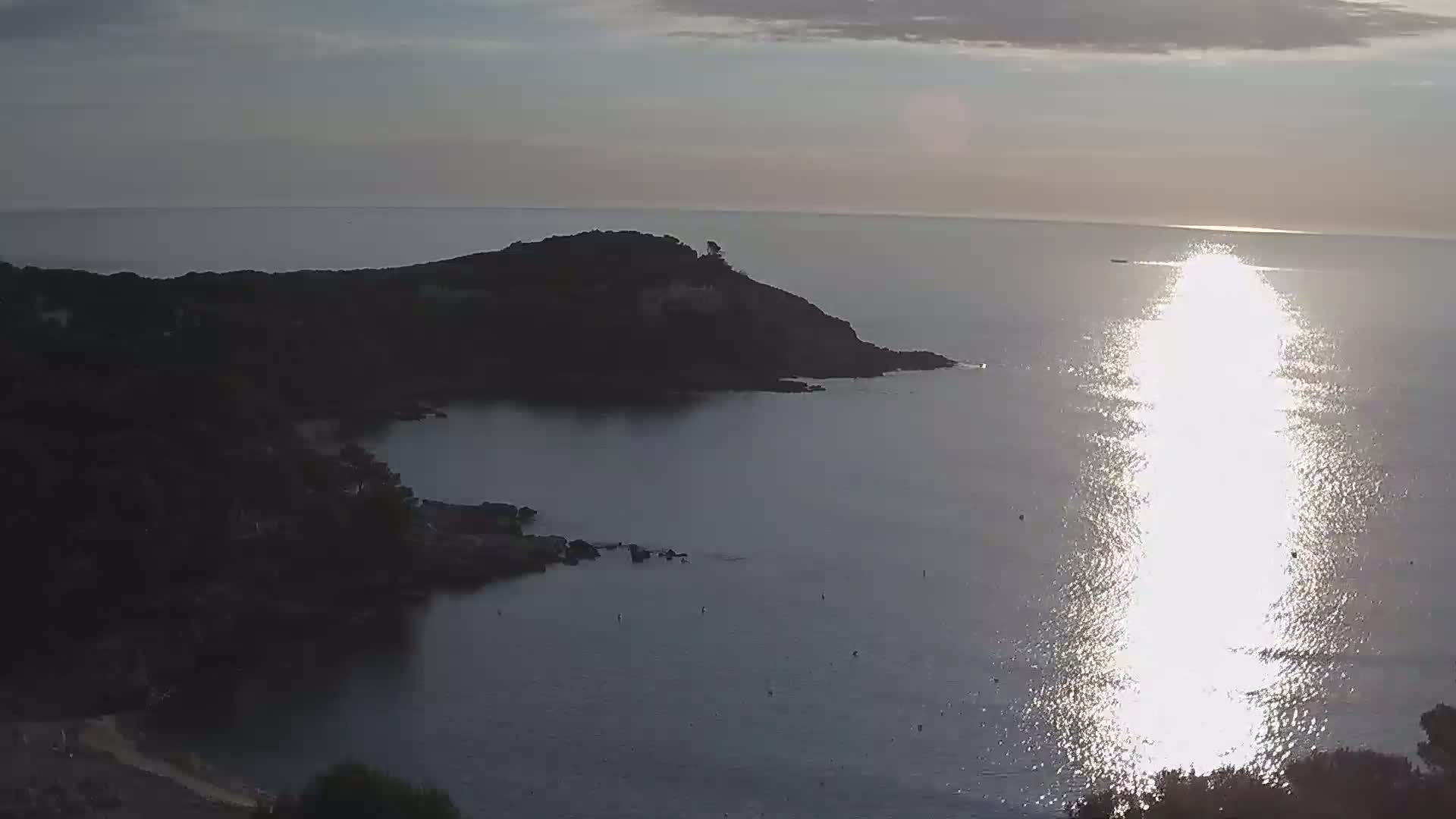  Capdepera, Puerto de Cala Ratjada Port Live Cam - Mallorca, Balearic Islands, Spain