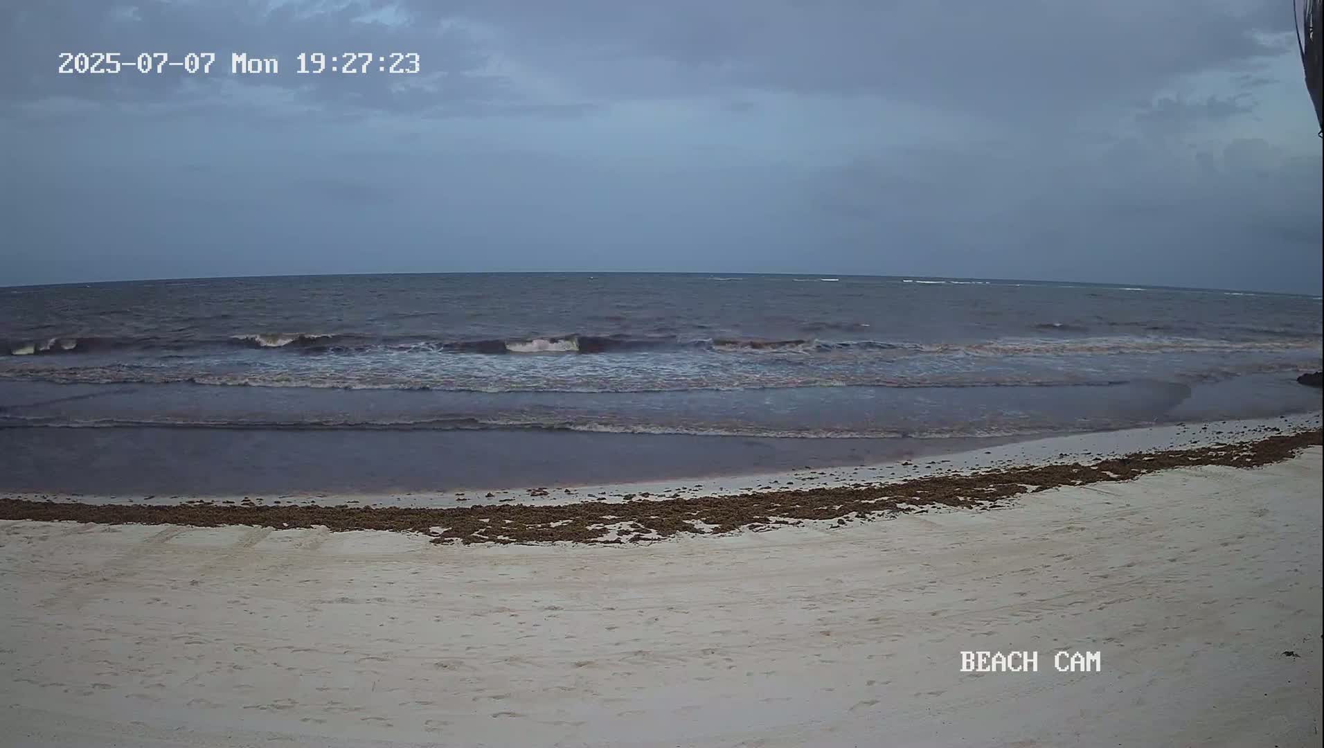 Yucatan, Playa de Tulum Beach Live Cam - Tulum,  Quintana Roo, Mexico