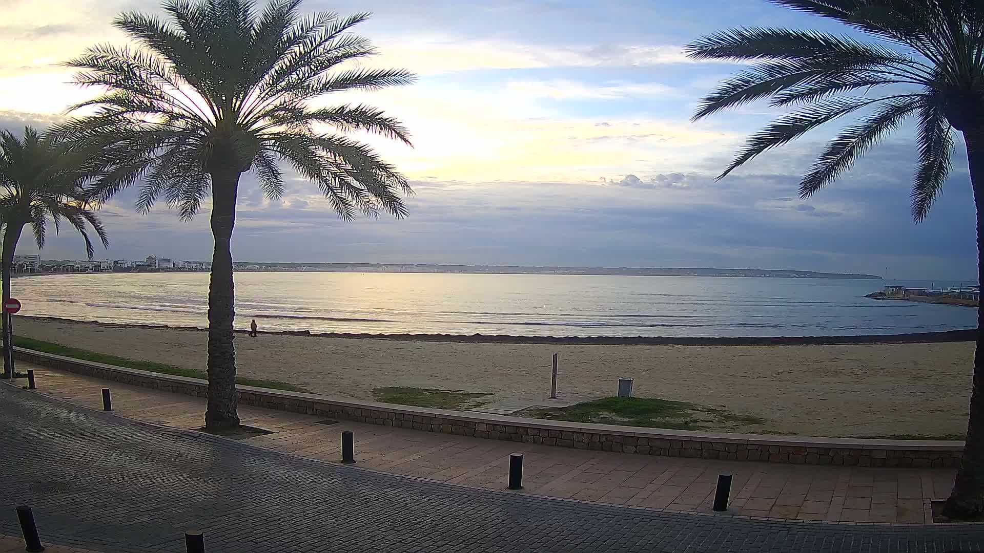 Can Pastilla Coast & Beach Live Cam - Mallorca, Balearic Islands, Spain