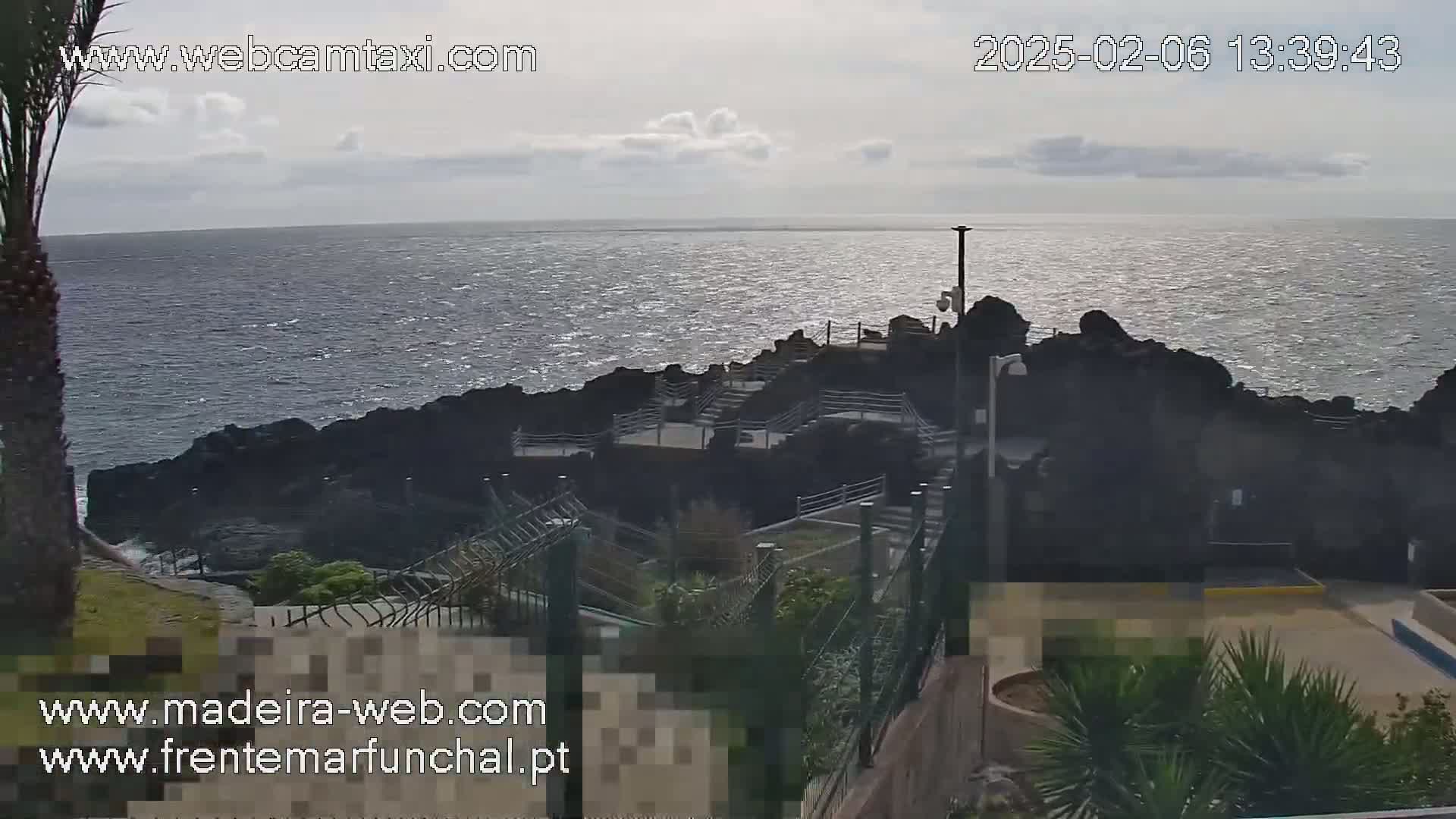 Sao Martinho, Praia da Ponta Gorda Coast Live Cam - Funchal, Madeira, Spain