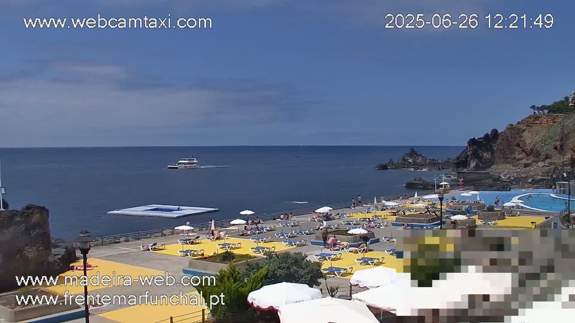 Sao Martinho, Praia da Ponta Gorda Coast Live Cam - Funchal, Madeira, Portugal