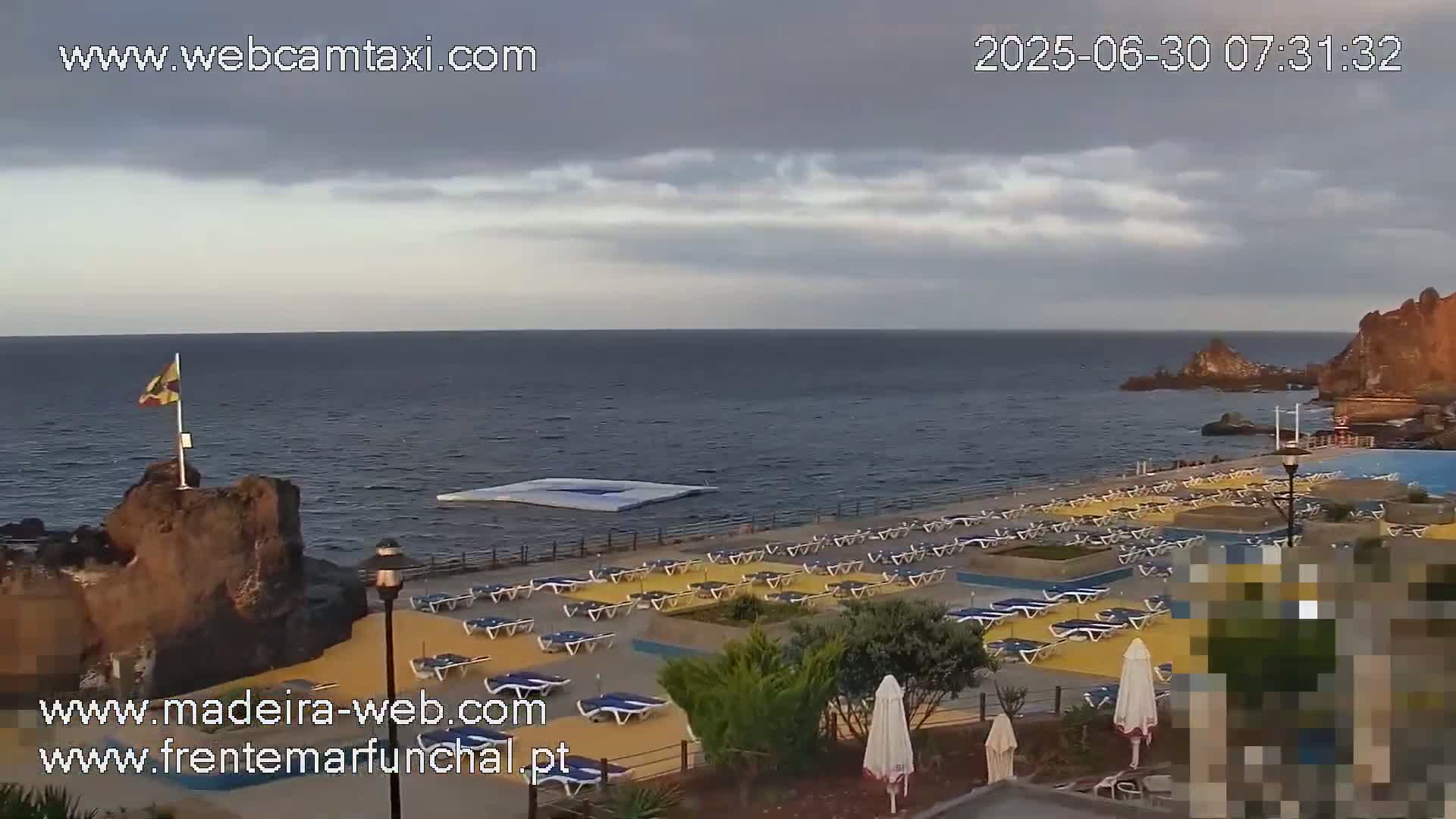 Sao Martinho, Praia da Ponta Gorda Coast Live Cam - Funchal, Madeira, Portugal