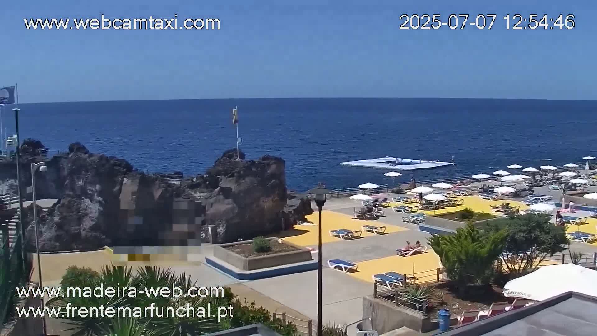 Sao Martinho, Praia da Ponta Gorda Coast Live Cam - Funchal, Madeira, Portugal