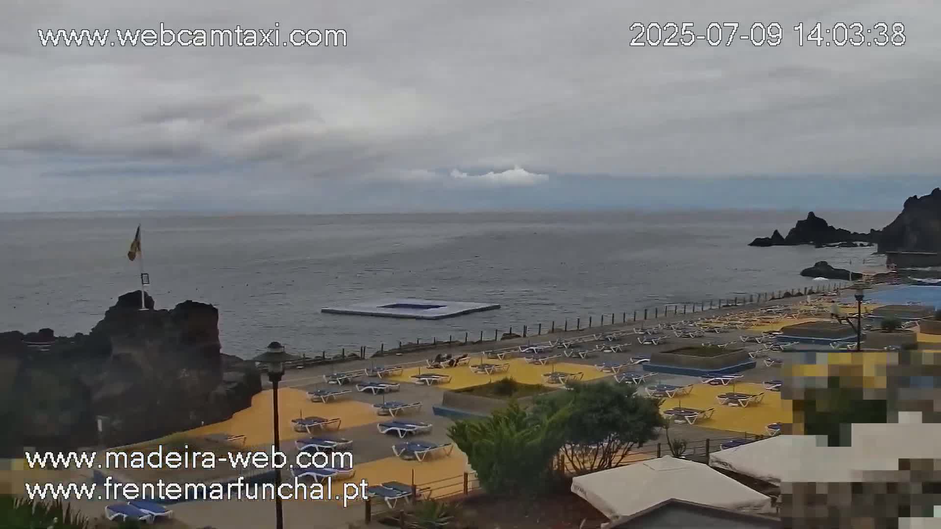 Sao Martinho, Praia da Ponta Gorda Coast Live Cam - Funchal, Madeira, Portugal