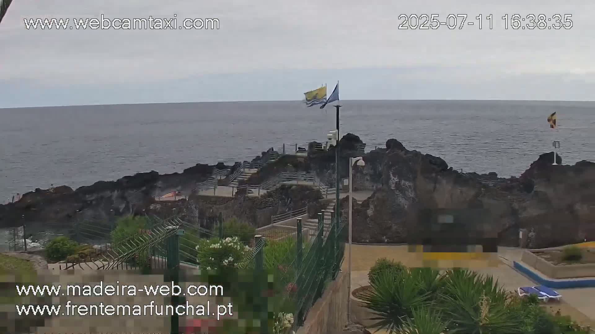 Sao Martinho, Praia da Ponta Gorda Coast Live Cam - Funchal, Madeira, Portugal