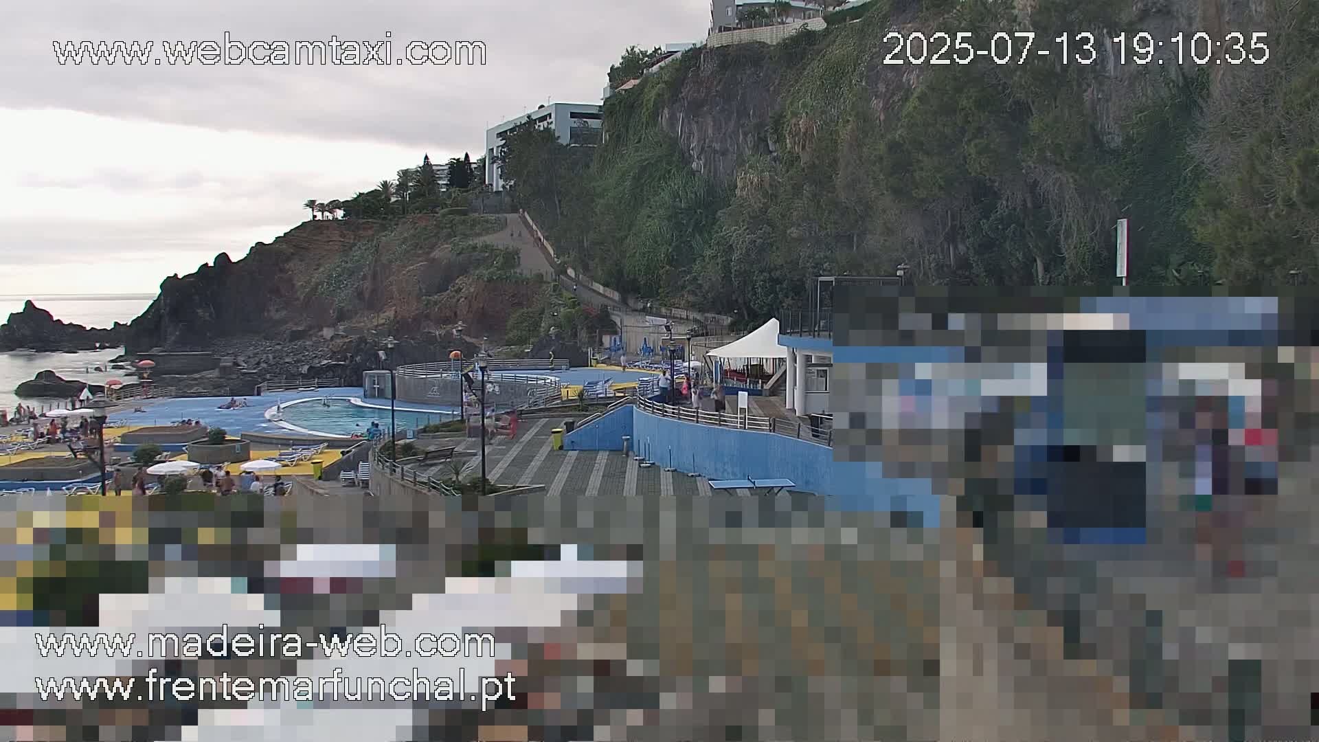 Sao Martinho, Praia da Ponta Gorda Coast Live Cam - Funchal, Madeira, Portugal