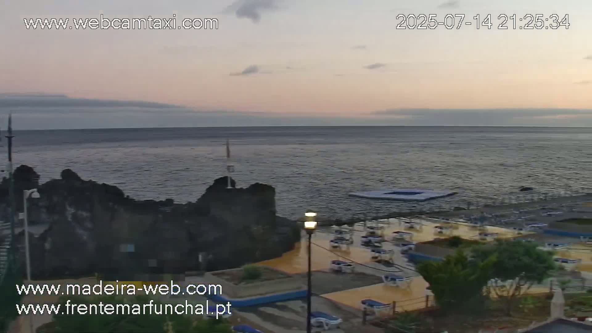 Sao Martinho, Praia da Ponta Gorda Coast Live Cam - Funchal, Madeira, Portugal