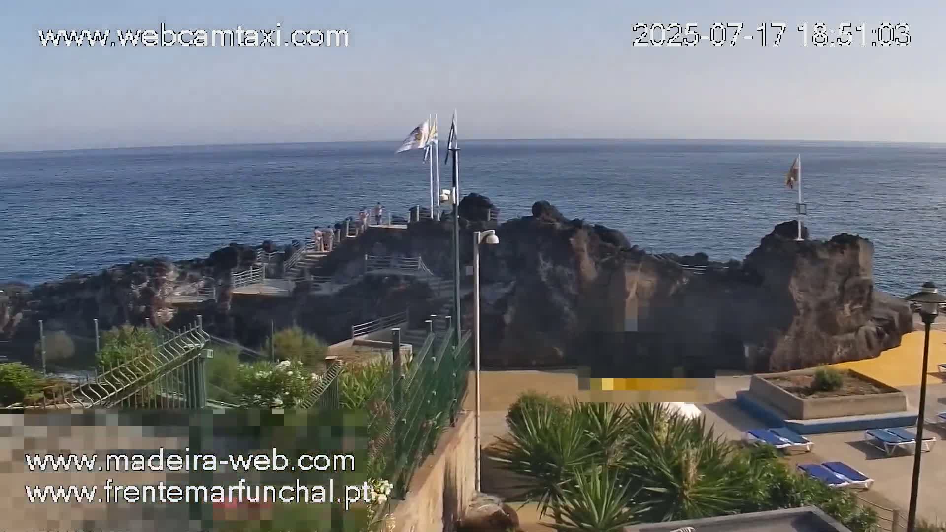 Sao Martinho, Praia da Ponta Gorda Coast Live Cam - Funchal, Madeira, Portugal