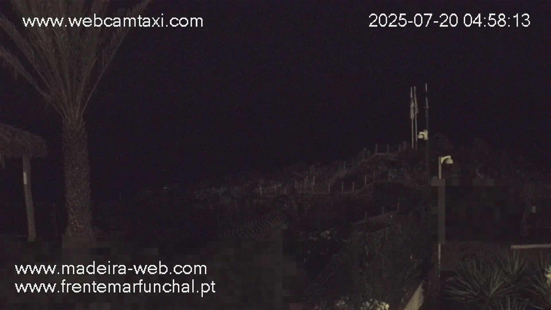 Sao Martinho, Praia da Ponta Gorda Coast Live Cam - Funchal, Madeira, Portugal