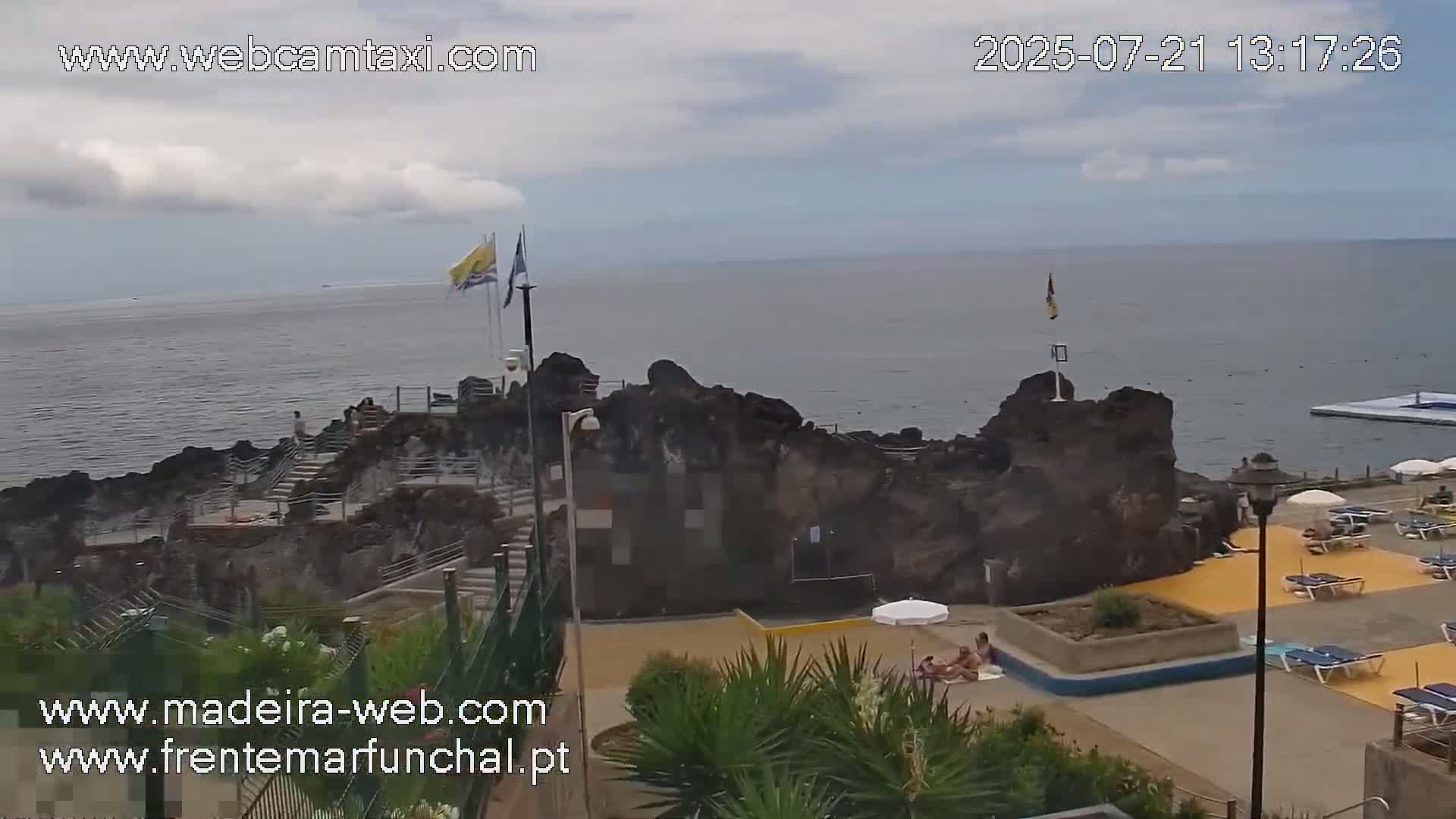 Sao Martinho, Praia da Ponta Gorda Coast Live Cam - Funchal, Madeira, Portugal