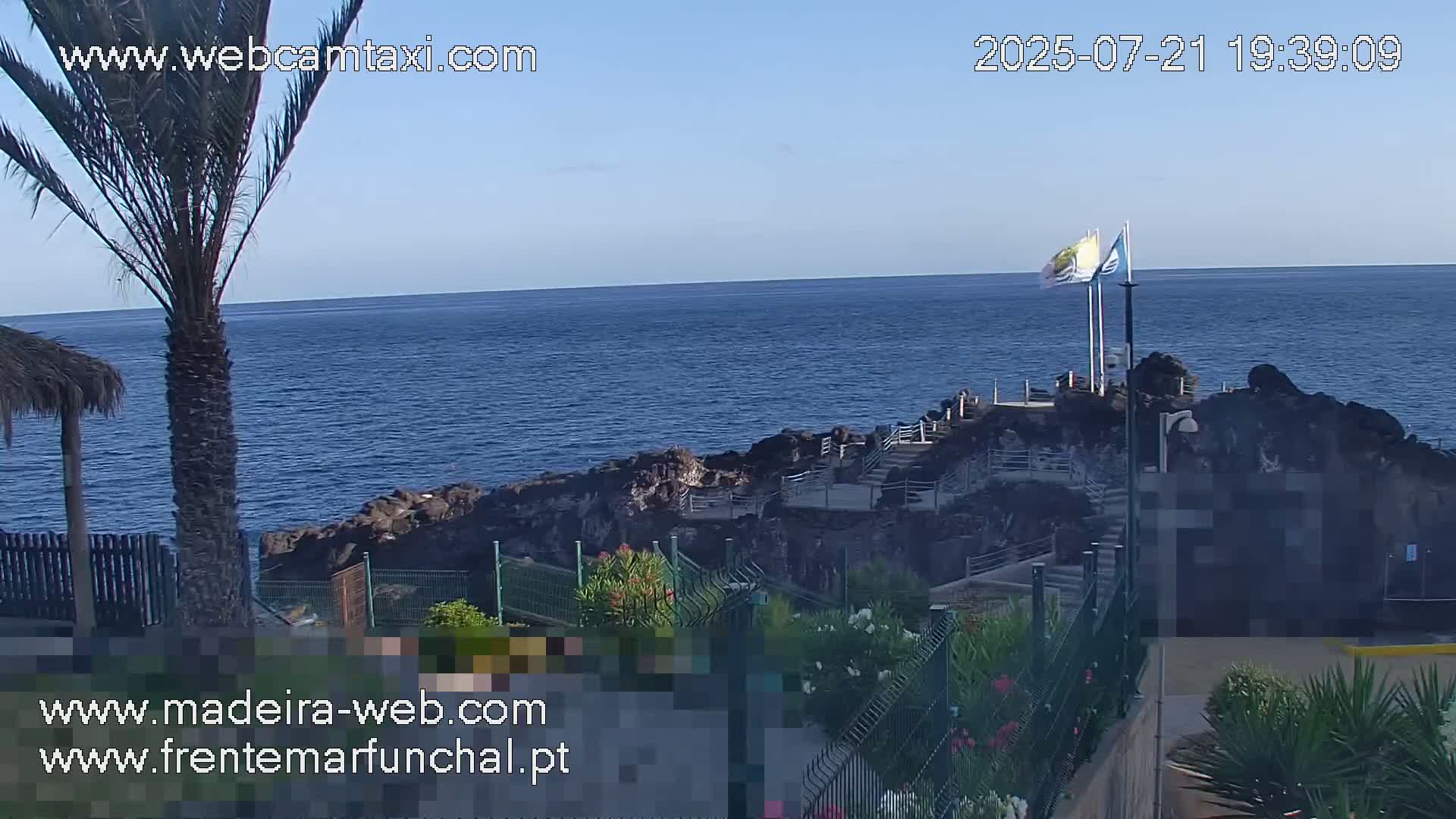 Sao Martinho, Praia da Ponta Gorda Coast Live Cam - Funchal, Madeira, Portugal